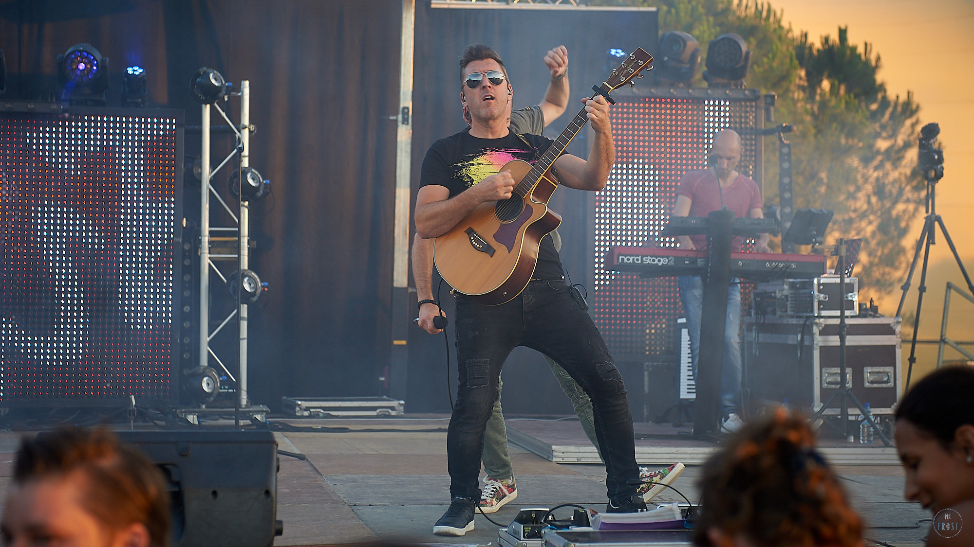 Krystal Noir Orchestre — Montpellier 14 July. Фотографии отовсюду и обо всем