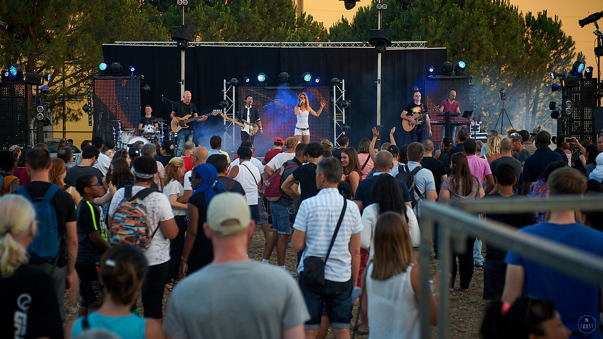 Krystal Noir Orchestre — Montpellier 14 July. Фотографии отовсюду и обо всем