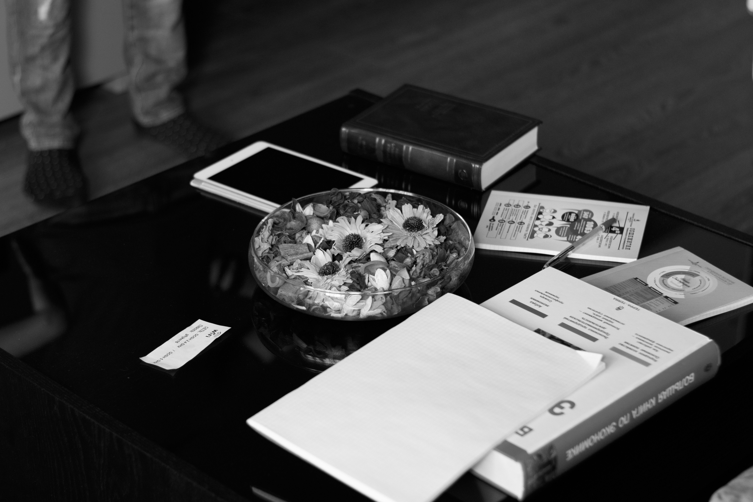 Съемки рекламы для ТГУ. Фотограф Авилова Дарья ● Тюмень● Съемка больших семей ●Архив поколений