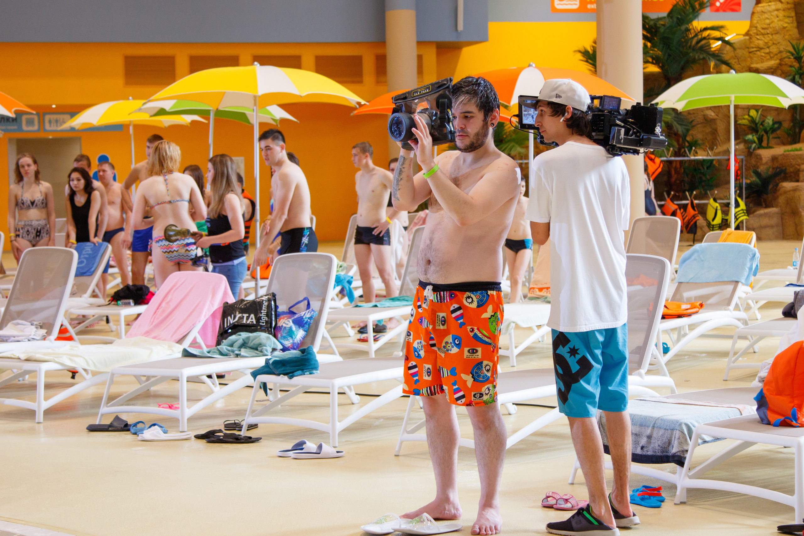 Съемки рекламы для аквапарка «ЛЕТОЛЕТО». Фотограф Авилова Дарья ● Тюмень● Съемка больших семей ●Архив поколений