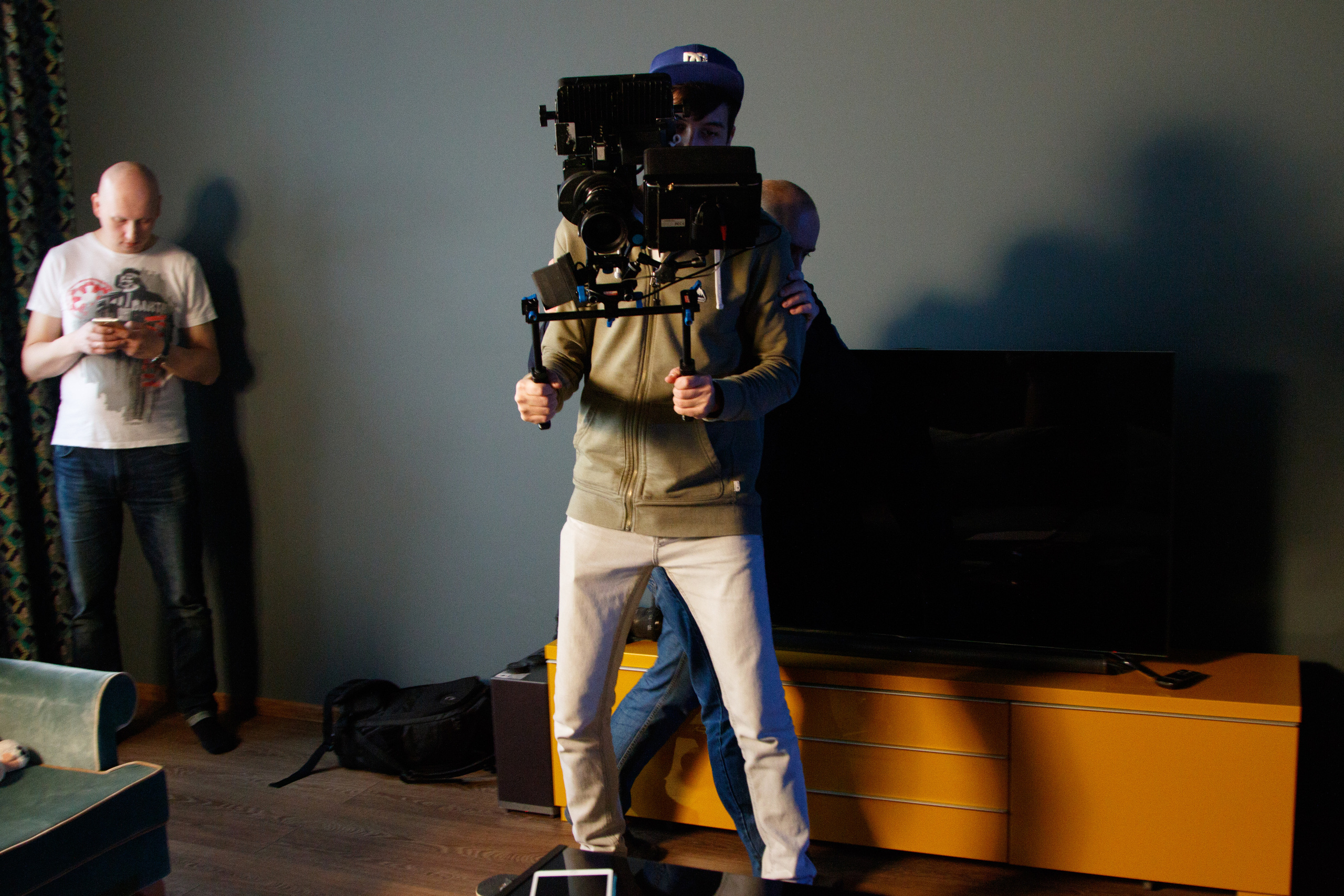 Съемки рекламы для ТГУ. Фотограф Авилова Дарья ● Тюмень● Съемка больших семей ●Архив поколений