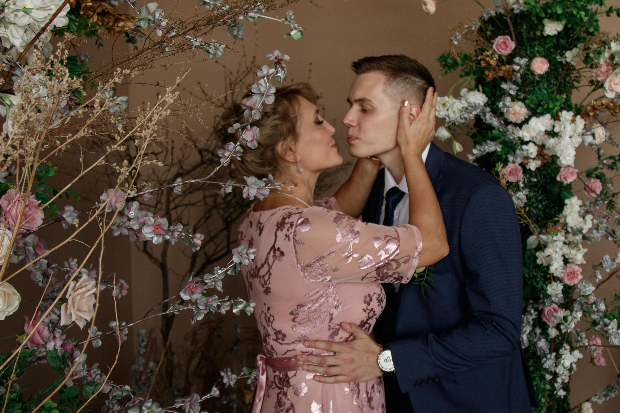 Денис и Дарья. Фотограф Авилова Дарья ● Тюмень● Съемка больших семей ●Архив поколений