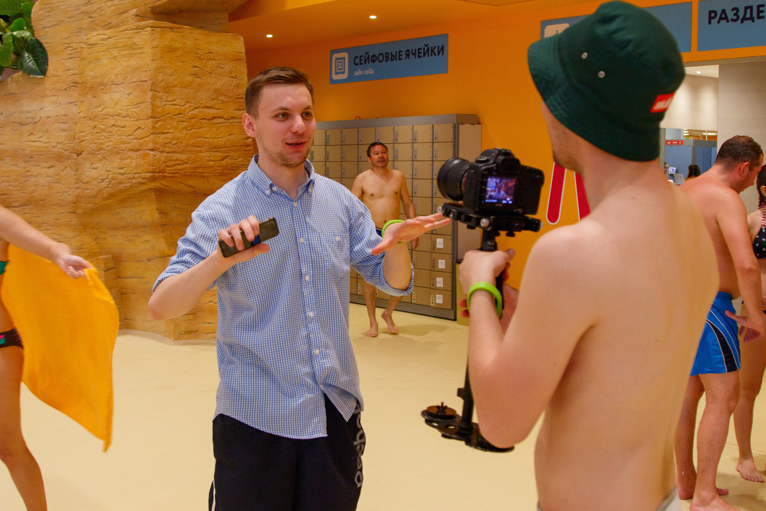 Съемки рекламы для аквапарка «ЛЕТОЛЕТО». Фотограф Авилова Дарья ● Тюмень● Съемка больших семей ●Архив поколений