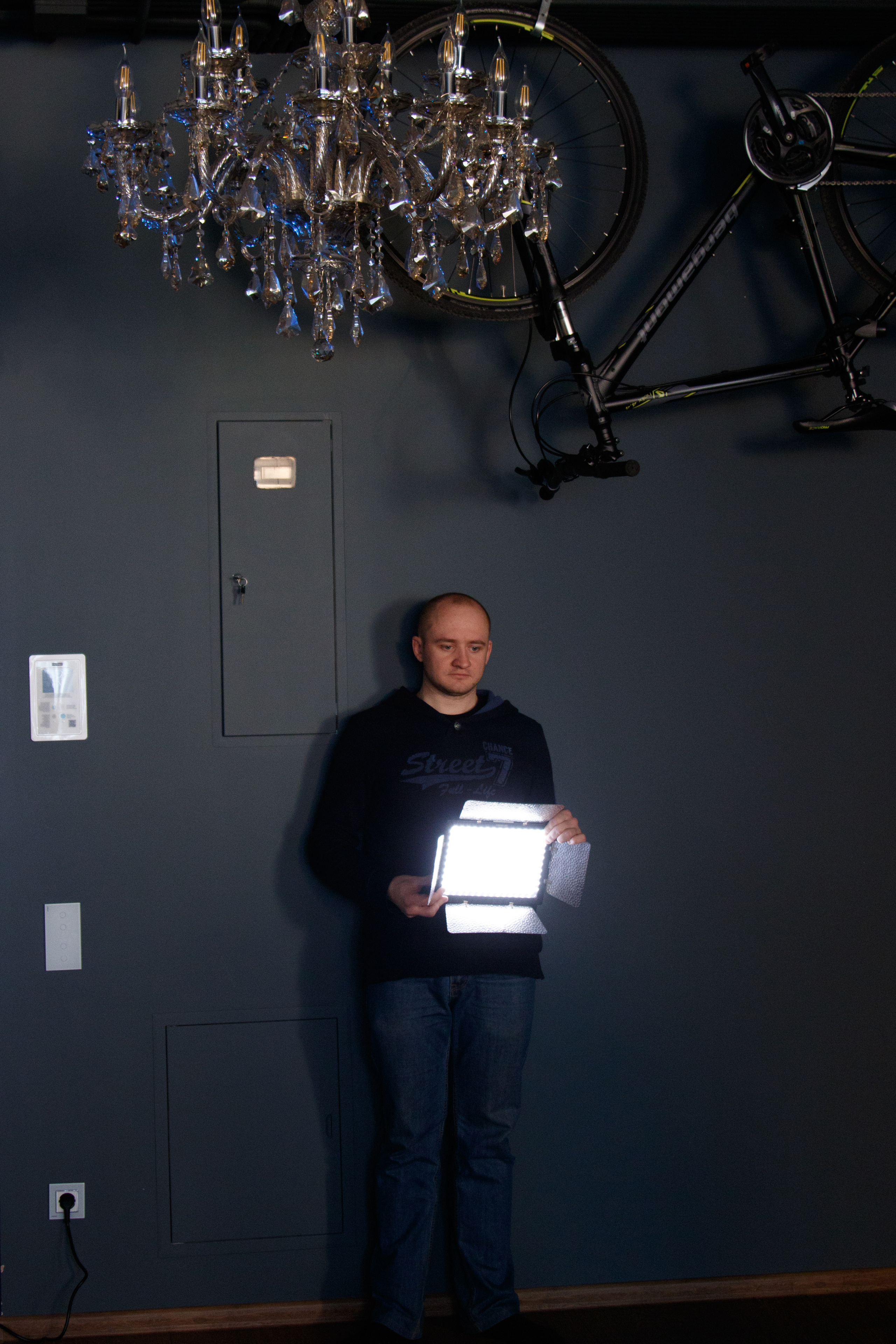 Съемки рекламы для ТГУ. Фотограф Авилова Дарья ● Тюмень● Съемка больших семей ●Архив поколений