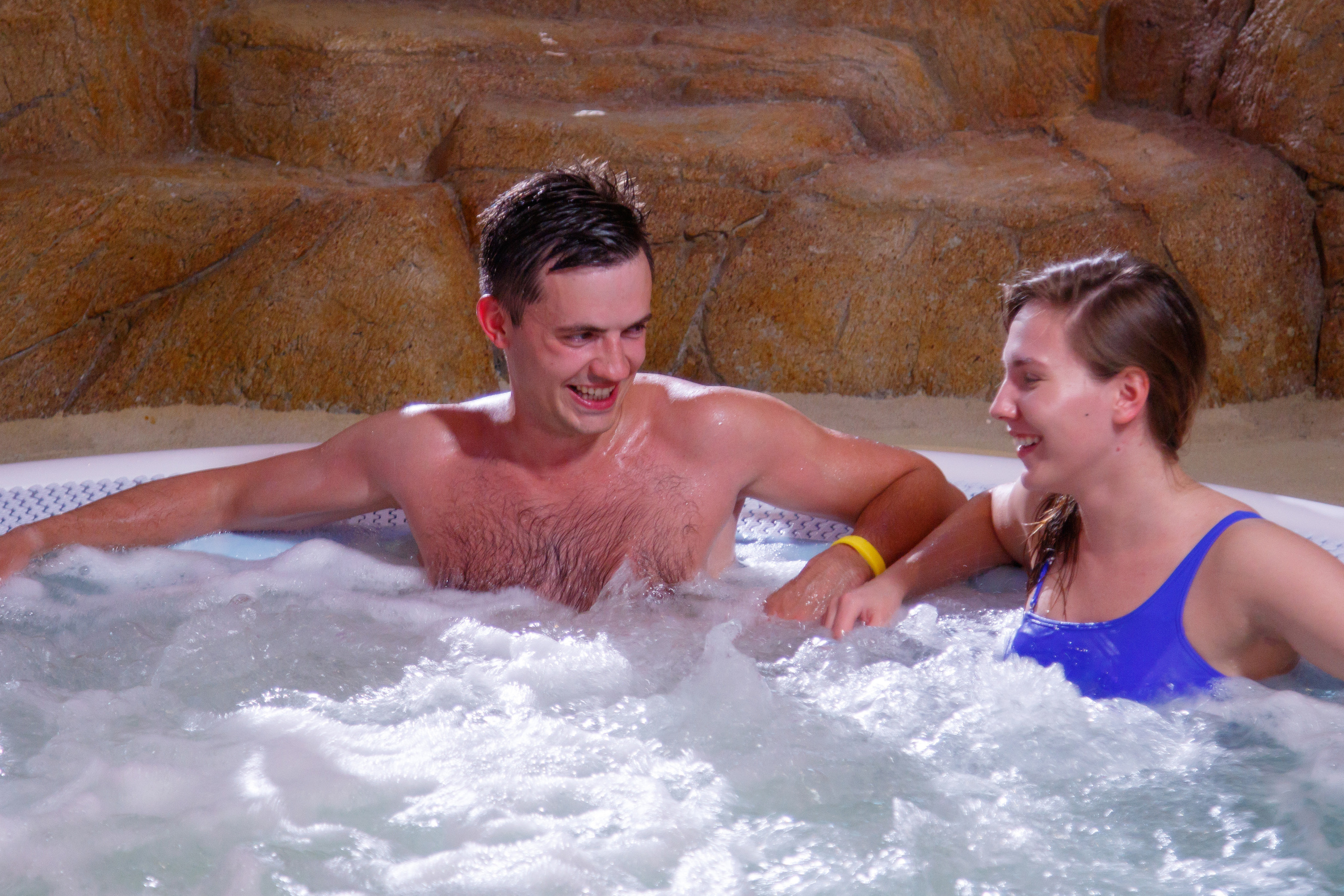 Съемки рекламы для аквапарка «ЛЕТОЛЕТО». Фотограф Авилова Дарья ● Тюмень● Съемка больших семей ●Архив поколений