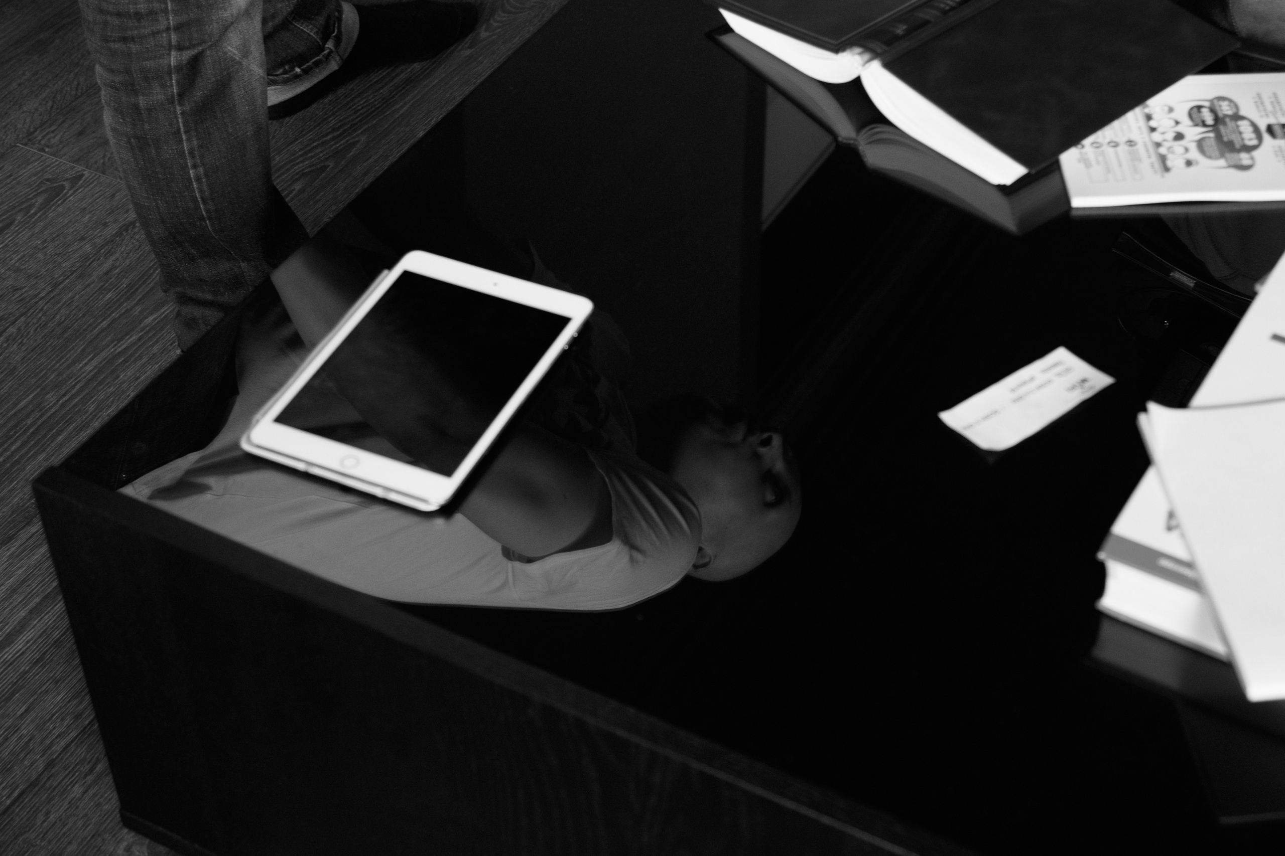 Съемки рекламы для ТГУ. Фотограф Авилова Дарья ● Тюмень● Съемка больших семей ●Архив поколений