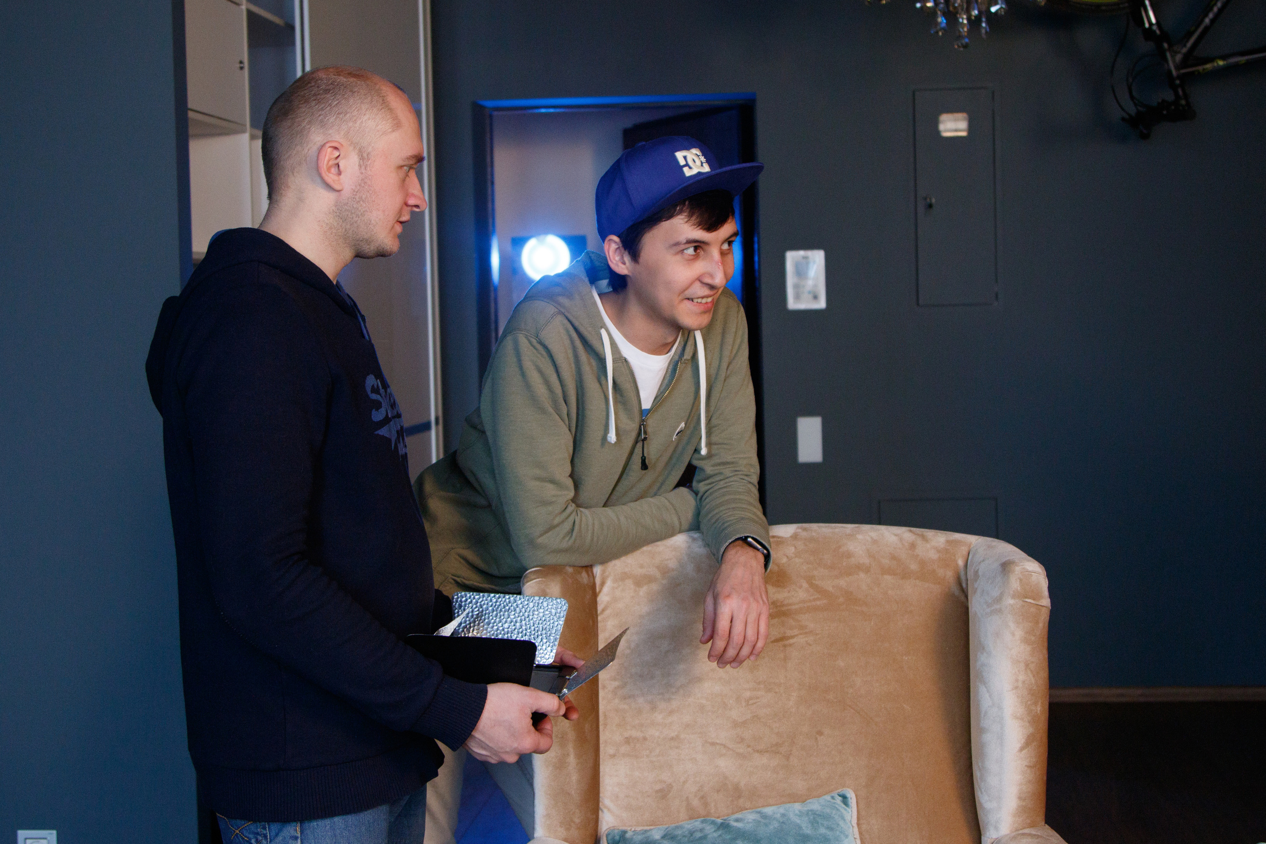 Съемки рекламы для ТГУ. Фотограф Авилова Дарья ● Тюмень● Съемка больших семей ●Архив поколений