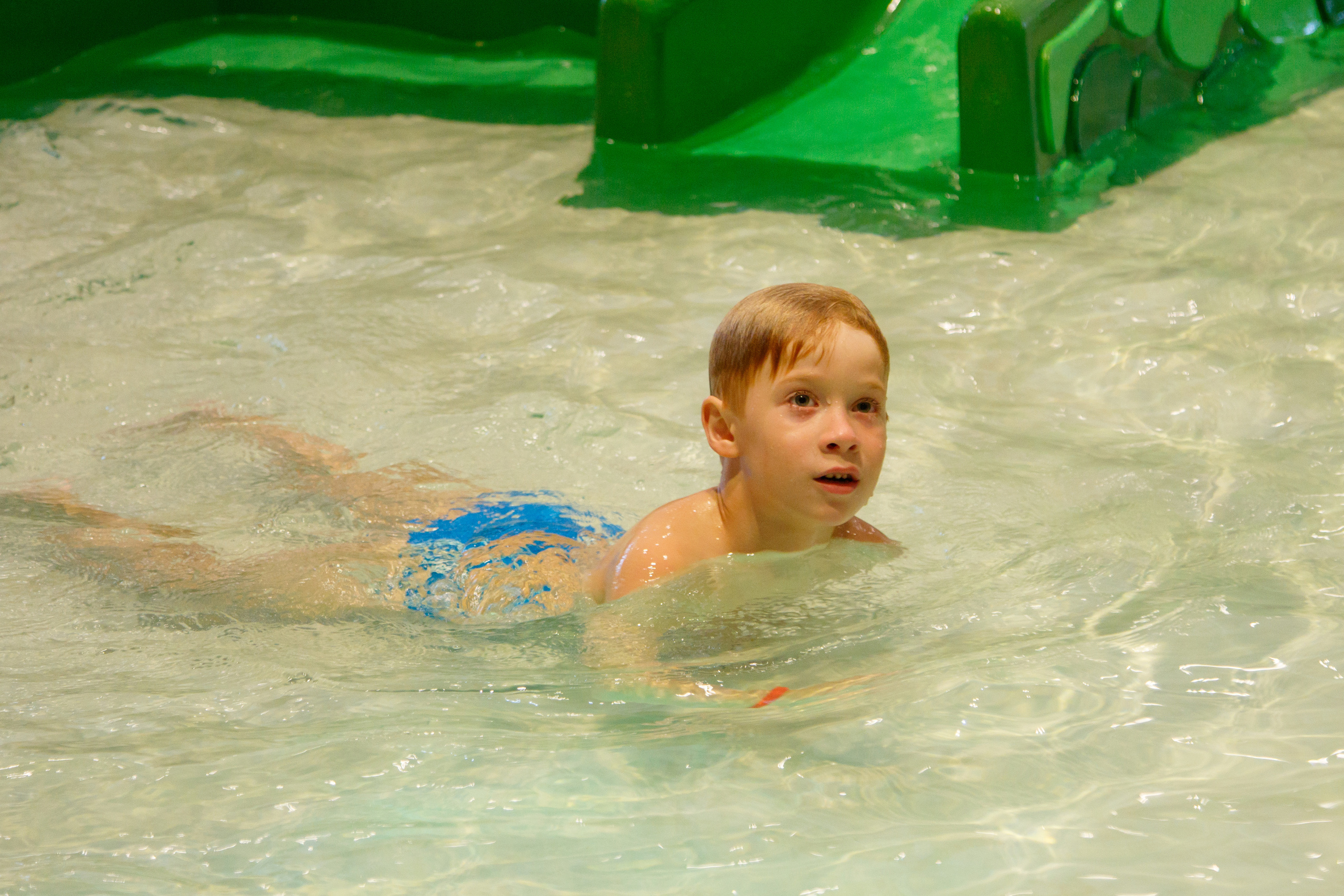 Съемки рекламы для аквапарка «ЛЕТОЛЕТО». Фотограф Авилова Дарья ● Тюмень● Съемка больших семей ●Архив поколений