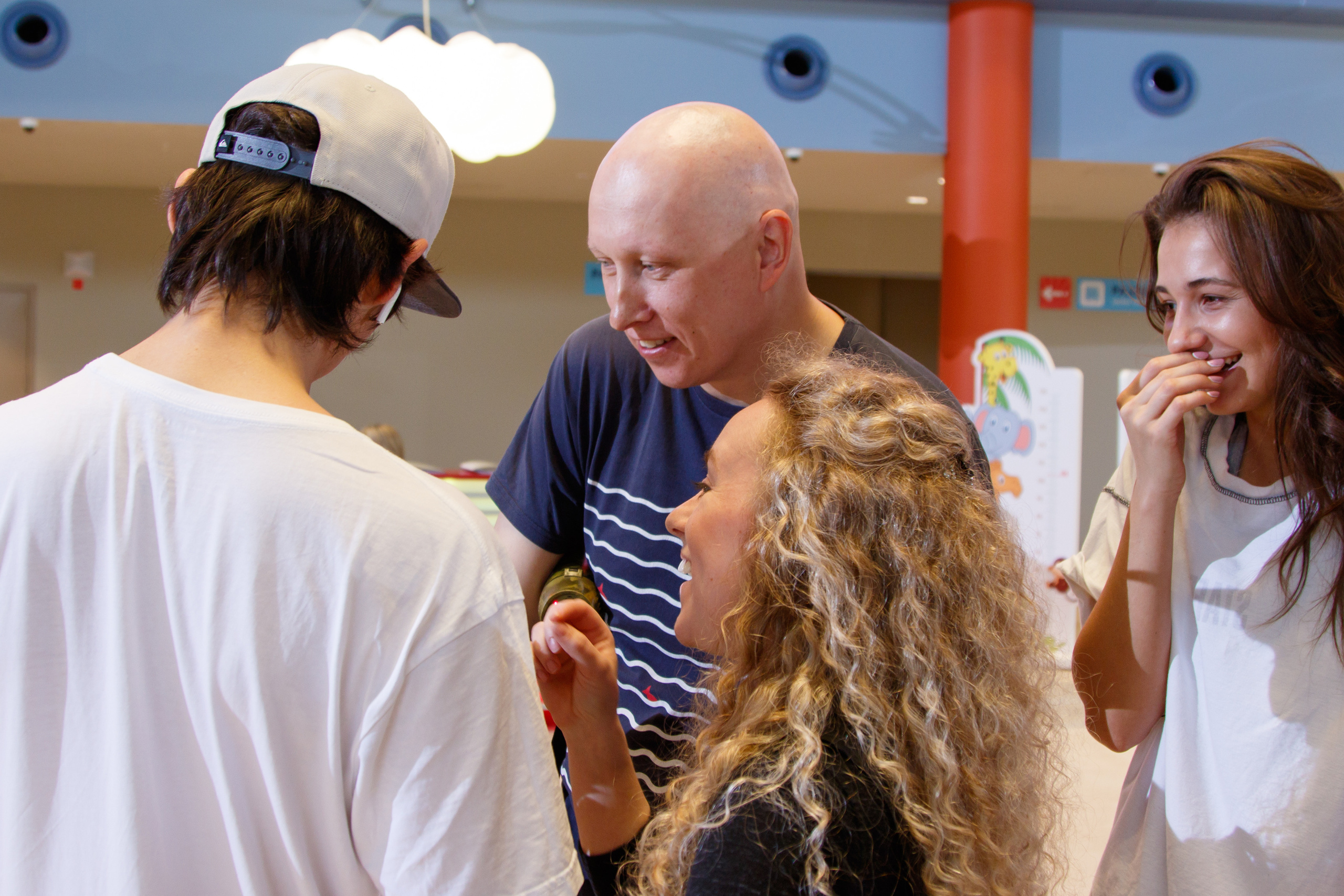Съемки рекламы для аквапарка «ЛЕТОЛЕТО». Фотограф Авилова Дарья ● Тюмень● Съемка больших семей ●Архив поколений