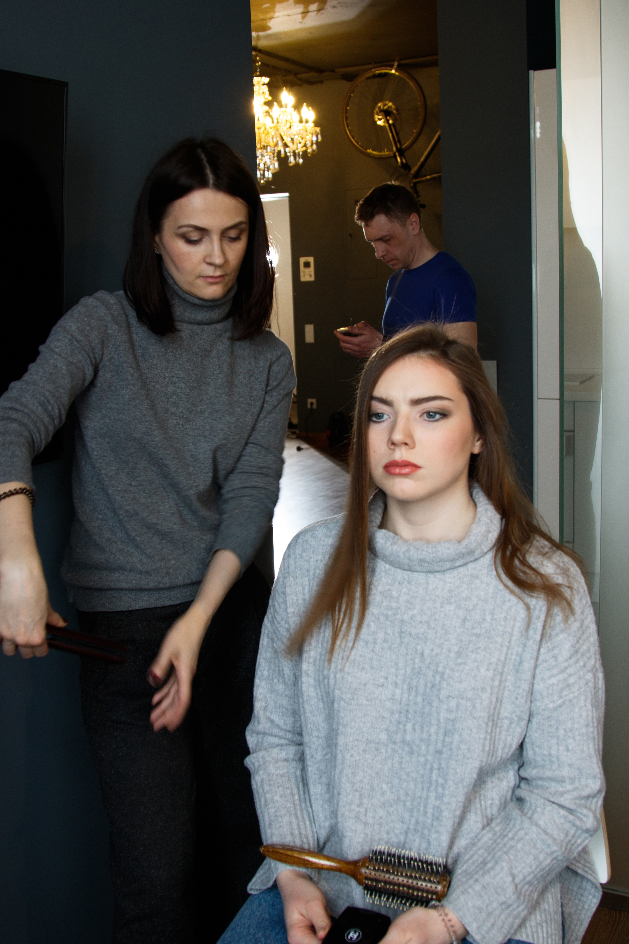 Съемки рекламы для ТГУ. Фотограф Авилова Дарья ● Тюмень● Съемка больших семей ●Архив поколений