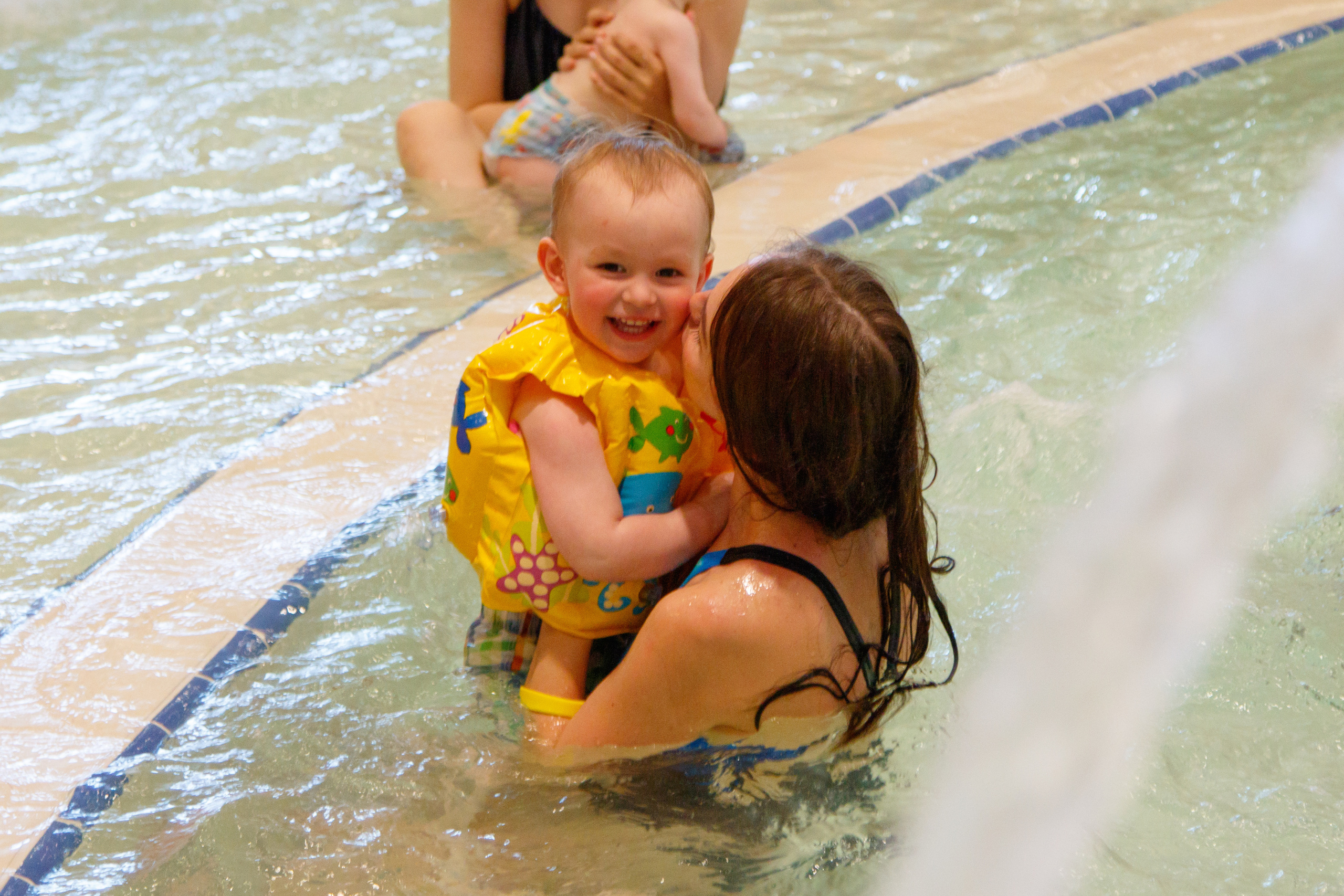 Съемки рекламы для аквапарка «ЛЕТОЛЕТО». Фотограф Авилова Дарья ● Тюмень● Съемка больших семей ●Архив поколений