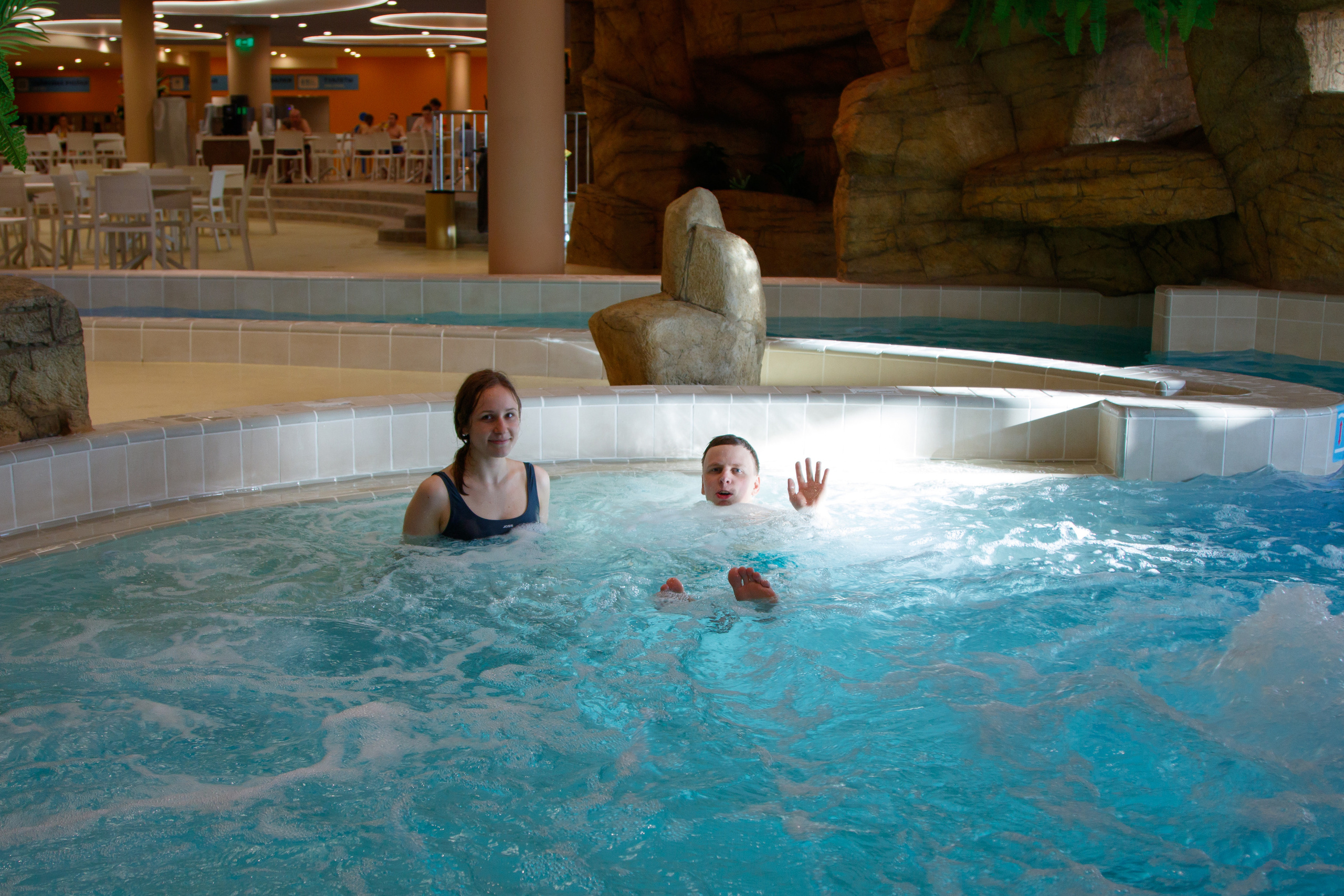 Съемки рекламы для аквапарка «ЛЕТОЛЕТО». Фотограф Авилова Дарья ● Тюмень● Съемка больших семей ●Архив поколений