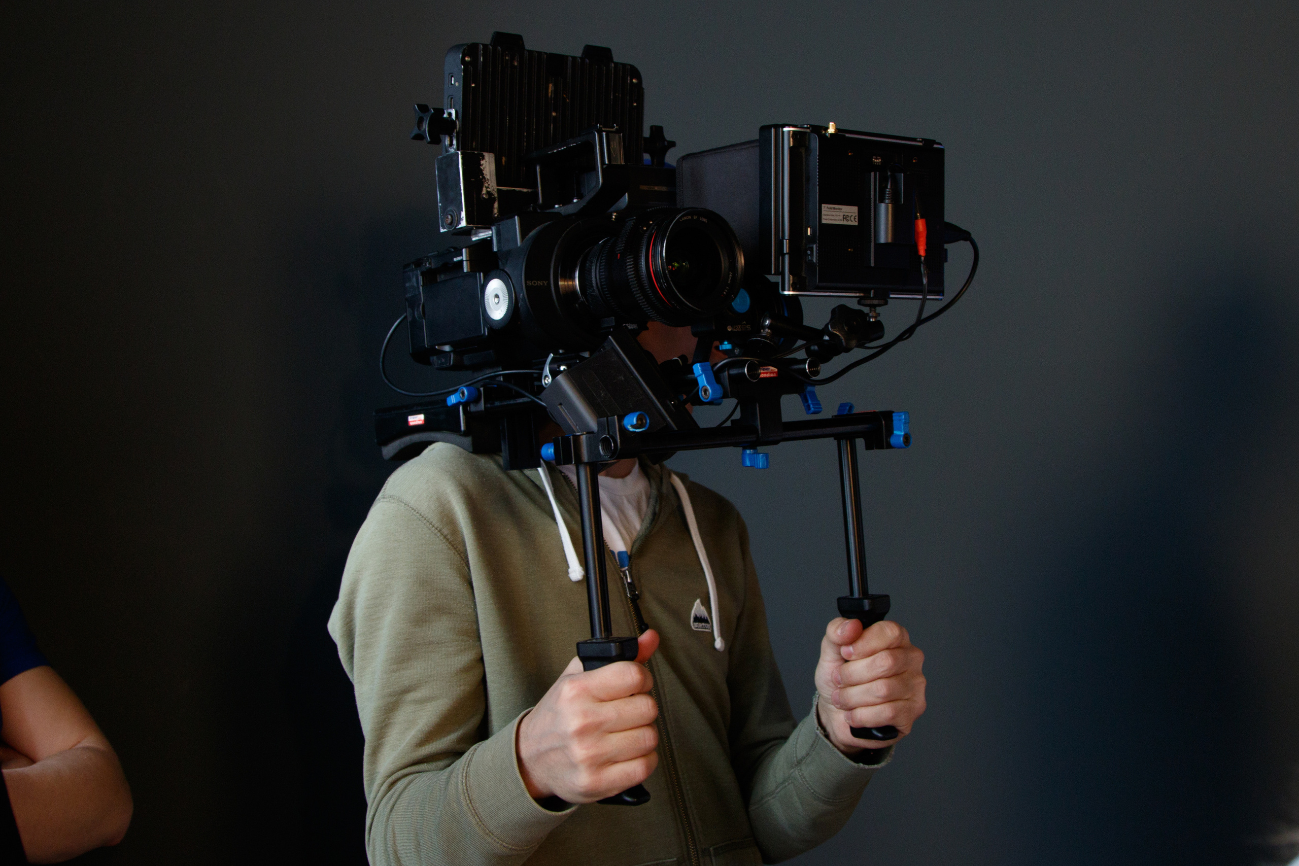 Съемки рекламы для ТГУ. Фотограф Авилова Дарья ● Тюмень● Съемка больших семей ●Архив поколений