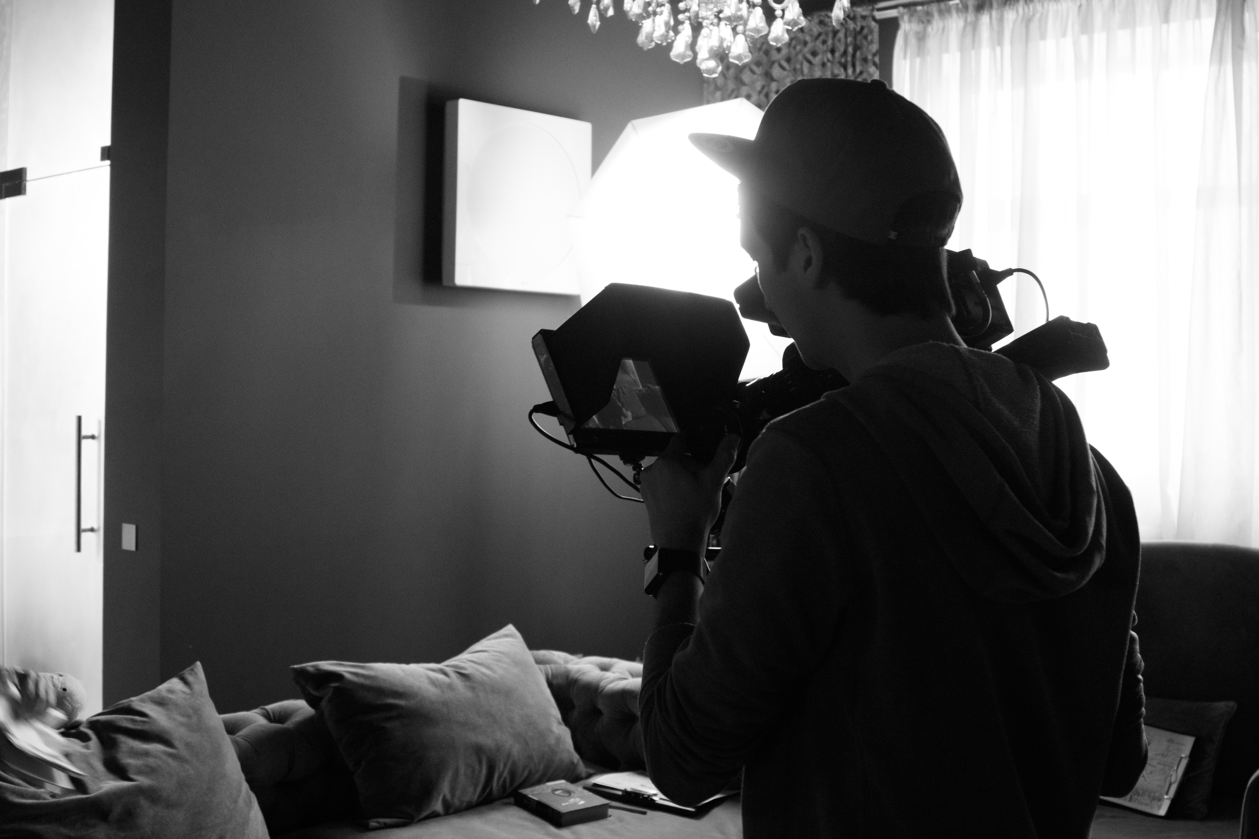 Съемки рекламы для ТГУ. Фотограф Авилова Дарья ● Тюмень● Съемка больших семей ●Архив поколений