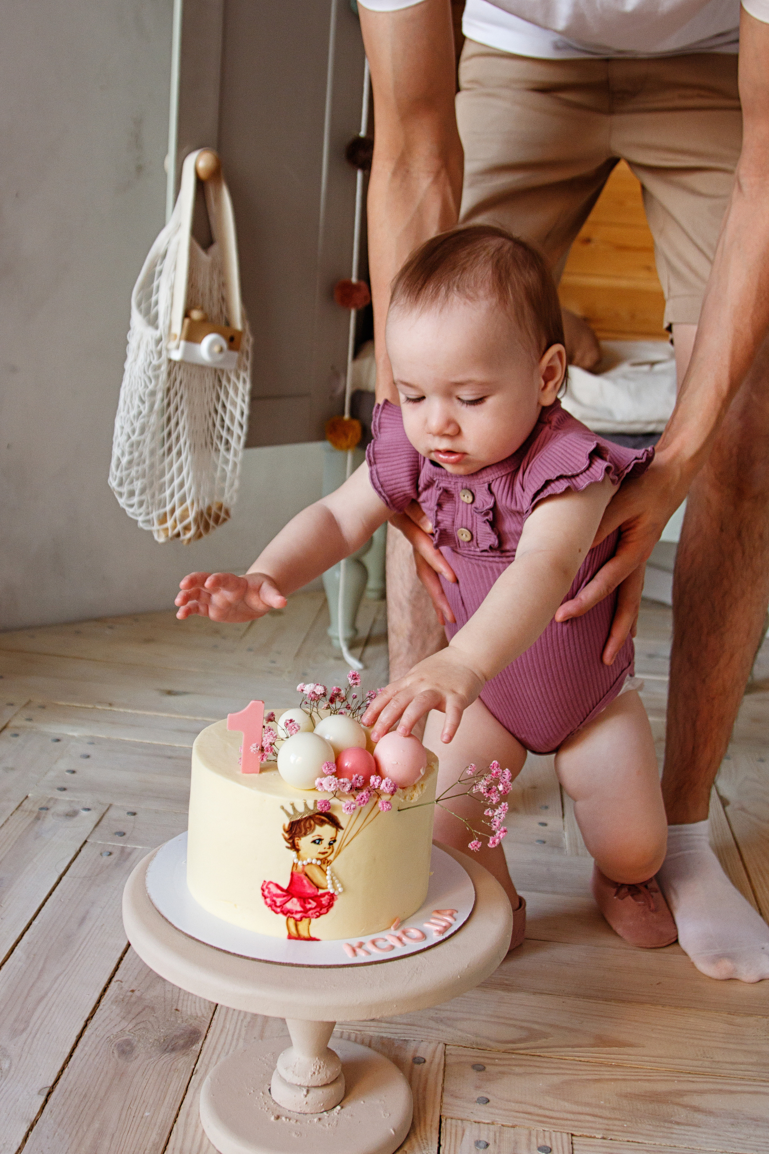 1 год Ксюше. Фотограф Авилова Дарья ● Тюмень● Съемка больших семей ●Архив поколений