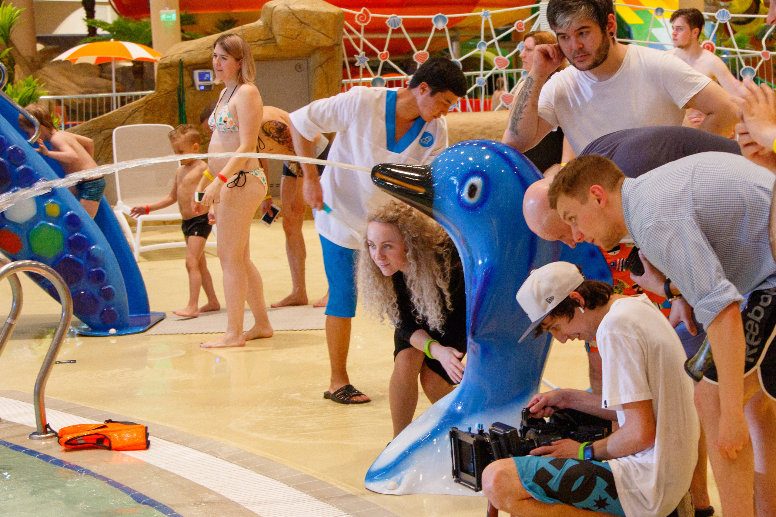 Съемки рекламы для аквапарка «ЛЕТОЛЕТО». Фотограф Авилова Дарья ● Тюмень● Съемка больших семей ●Архив поколений