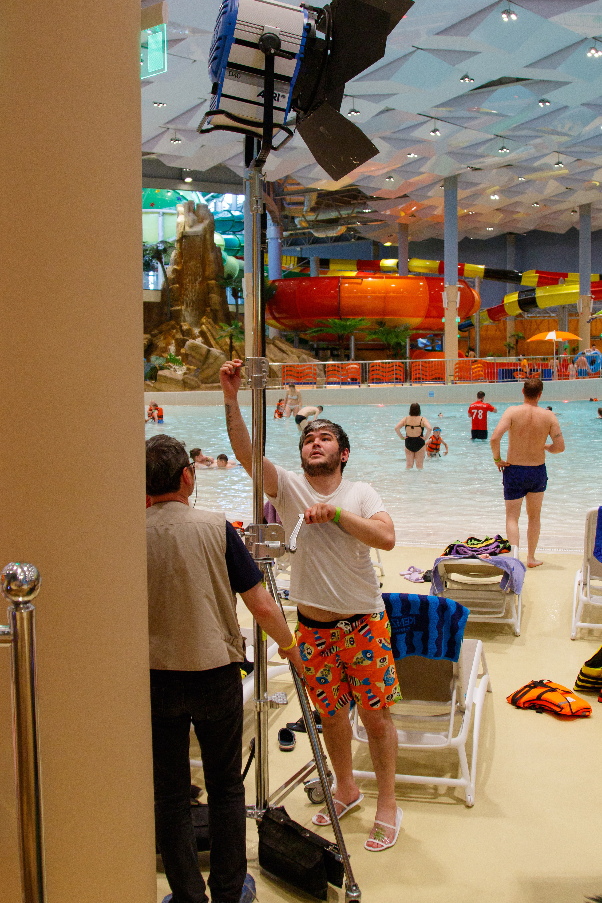 Съемки рекламы для аквапарка «ЛЕТОЛЕТО». Фотограф Авилова Дарья ● Тюмень● Съемка больших семей ●Архив поколений