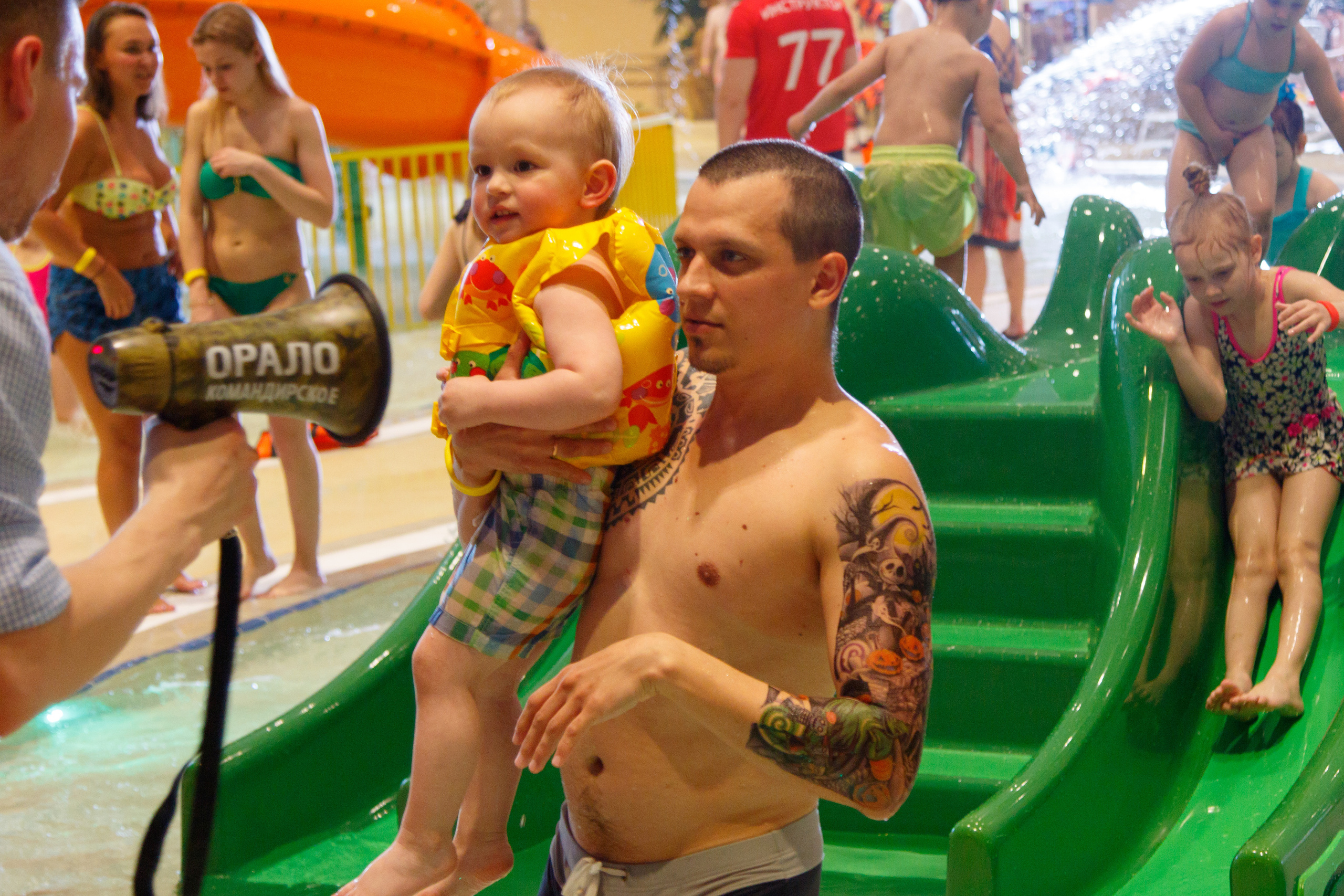 Съемки рекламы для аквапарка «ЛЕТОЛЕТО». Фотограф Авилова Дарья ● Тюмень● Съемка больших семей ●Архив поколений