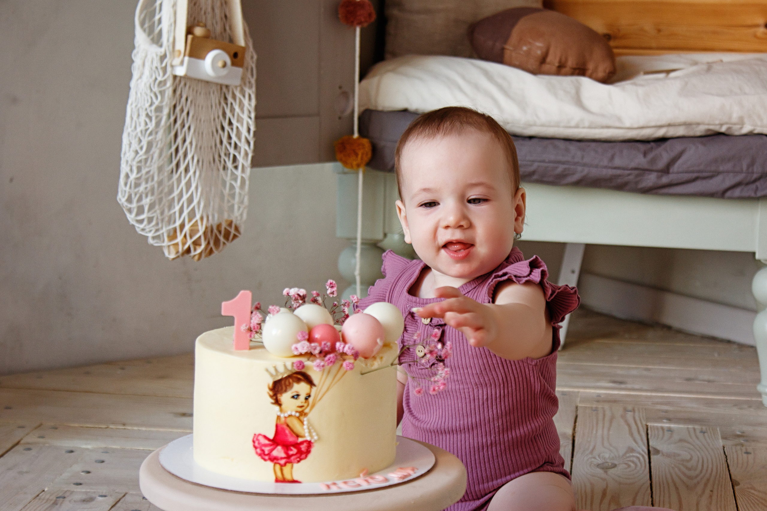 1 год Ксюше. Фотограф Авилова Дарья ● Тюмень● Съемка больших семей ●Архив поколений