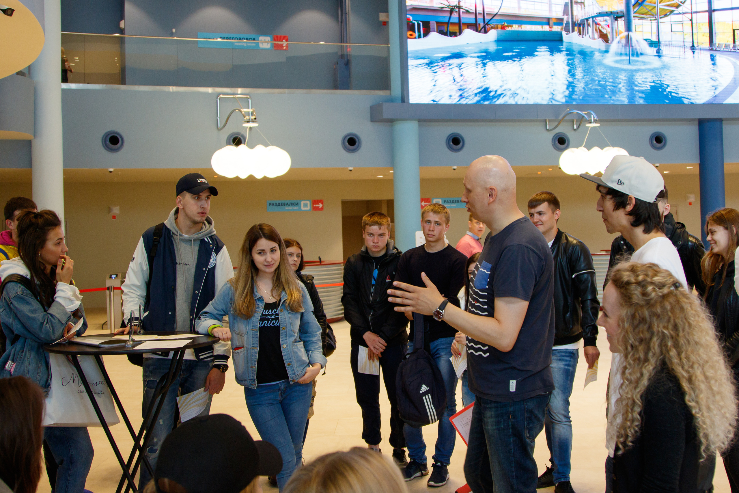 Съемки рекламы для аквапарка «ЛЕТОЛЕТО». Фотограф Авилова Дарья ● Тюмень● Съемка больших семей ●Архив поколений