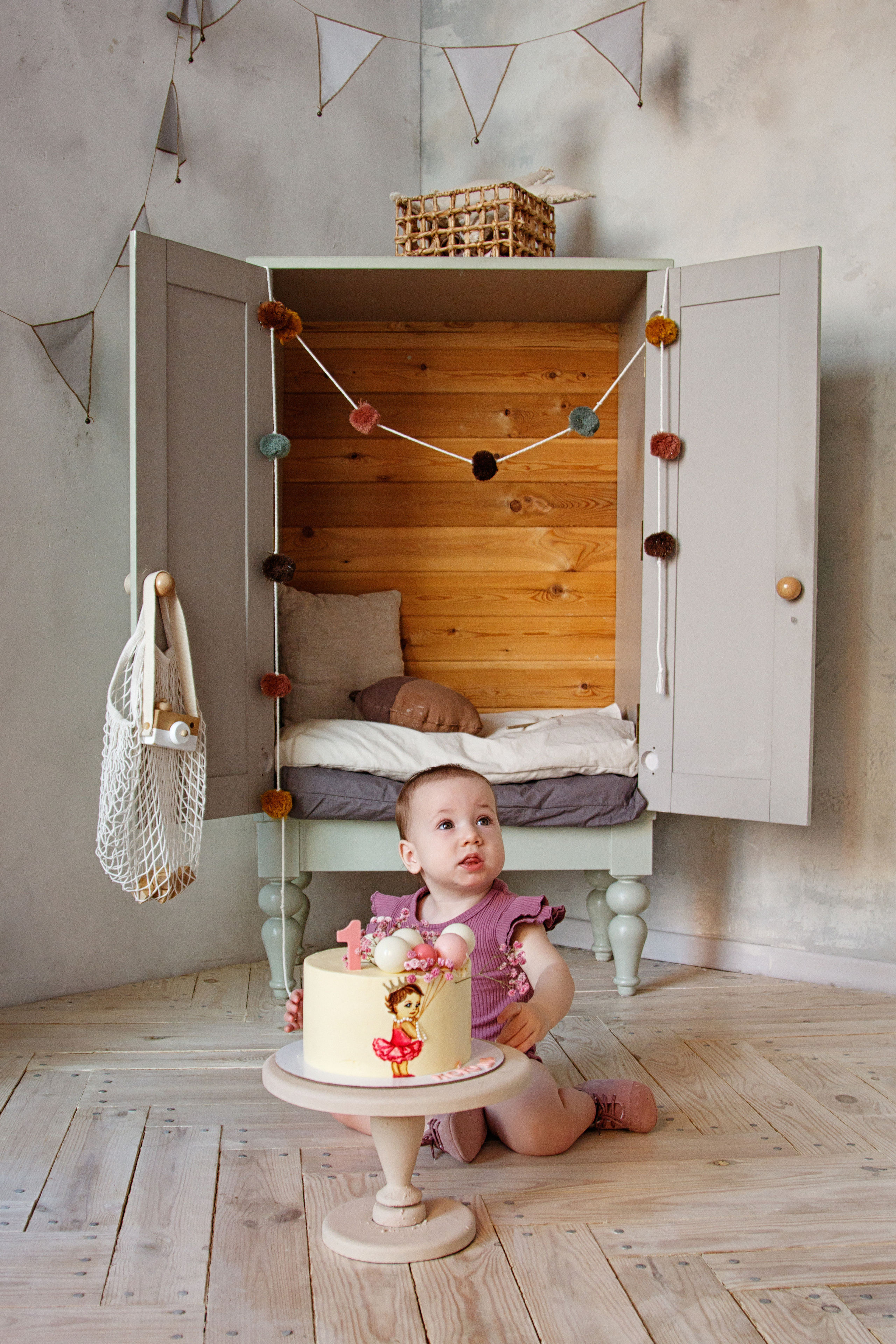 1 год Ксюше. Фотограф Авилова Дарья ● Тюмень● Съемка больших семей ●Архив поколений