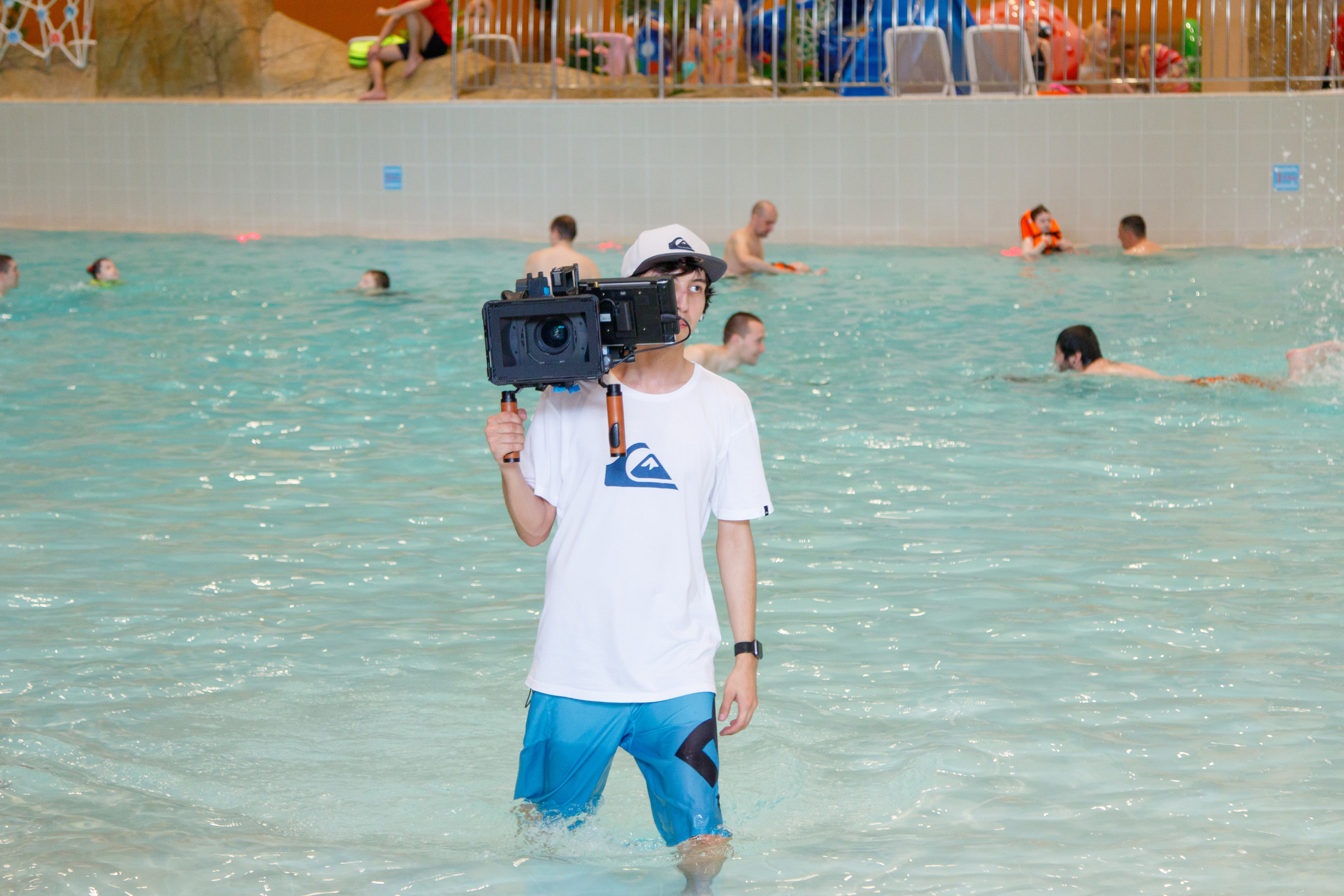 Съемки рекламы для аквапарка «ЛЕТОЛЕТО». Фотограф Авилова Дарья ● Тюмень● Съемка больших семей ●Архив поколений