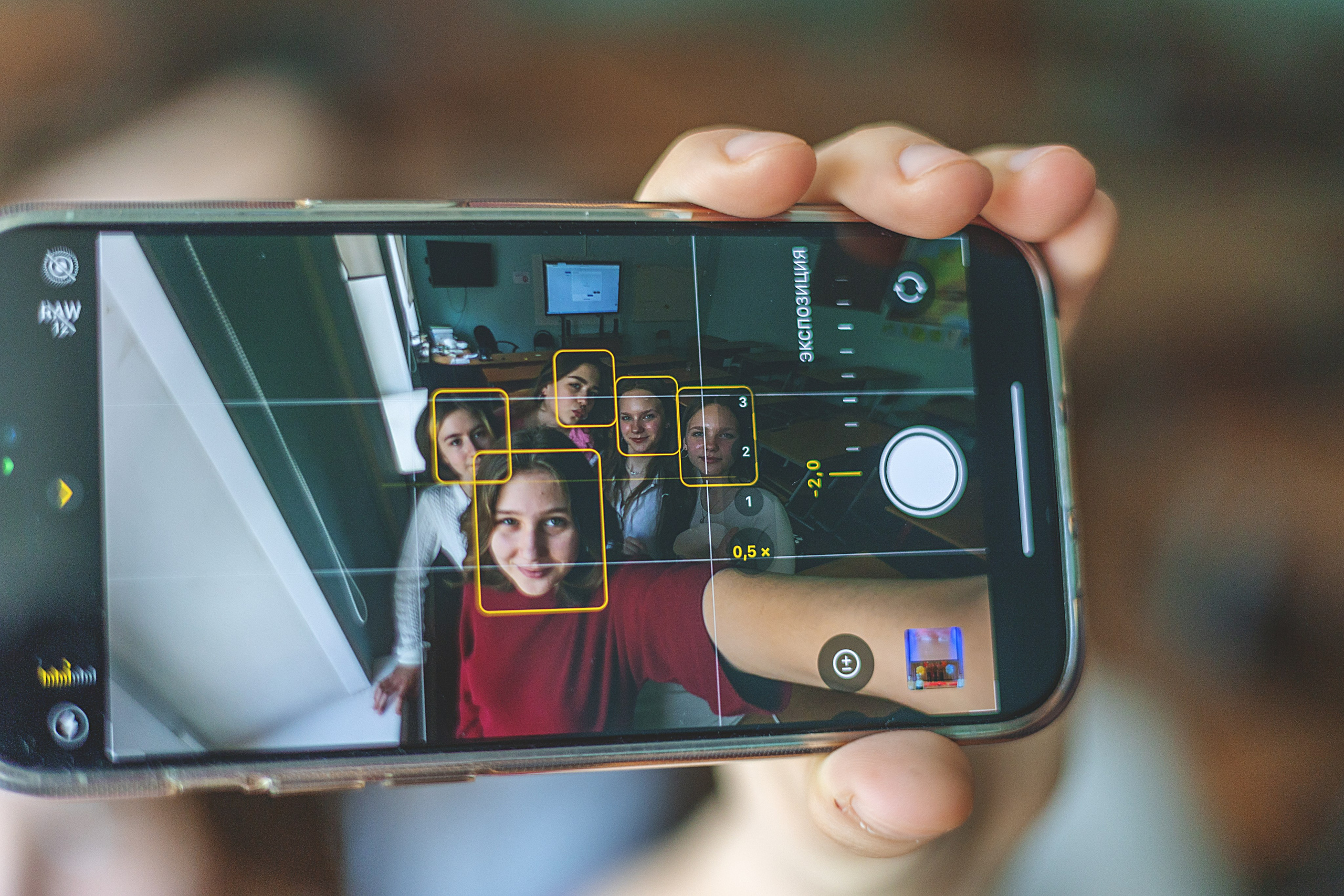 Фотосессия в школе для 9-11 классов