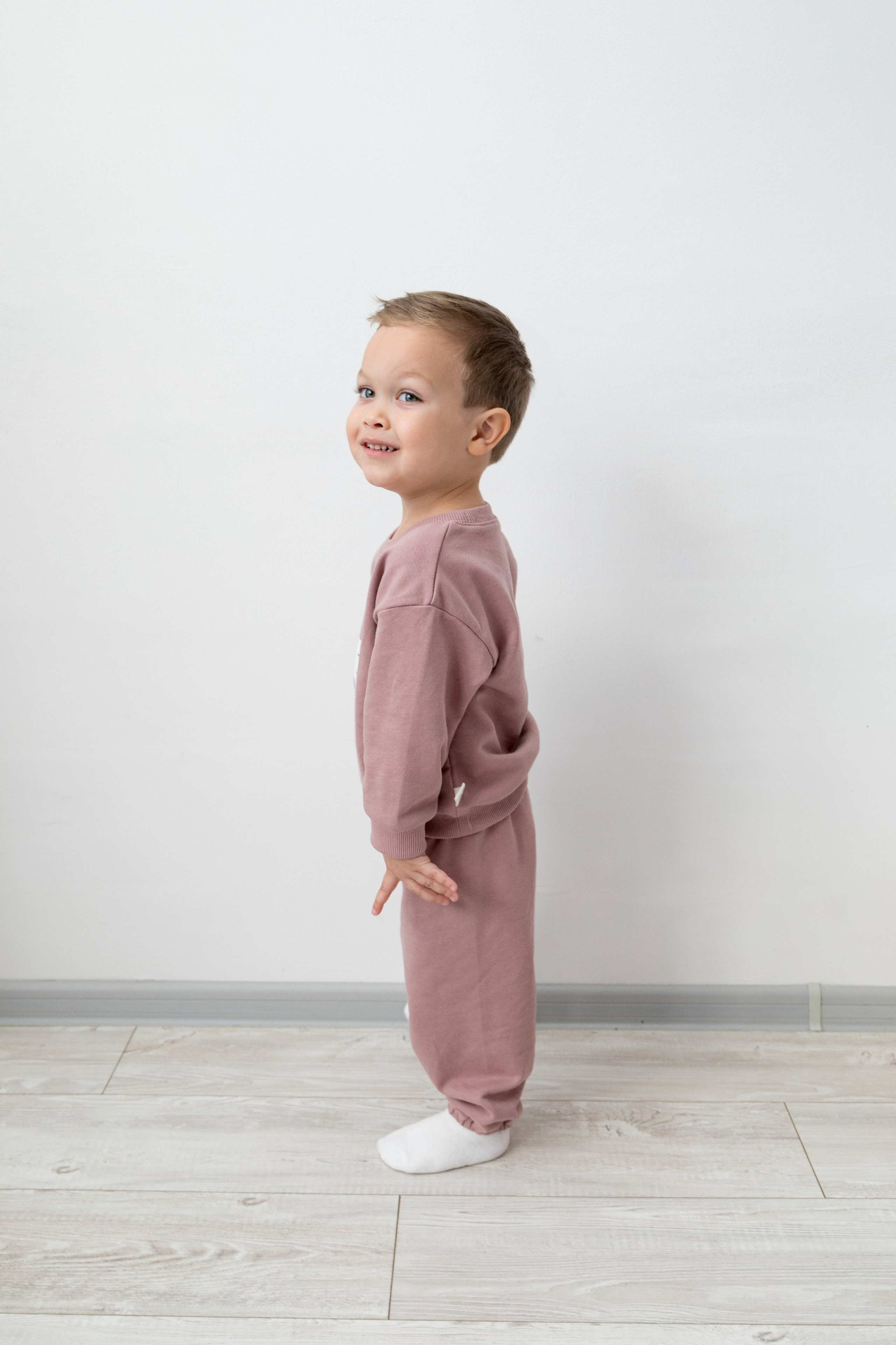 Фотосессия детской одежды для маркетплейсов Wildberries, Ozon. Детский и контент фотограф Надя Волкова Санкт-Петербург