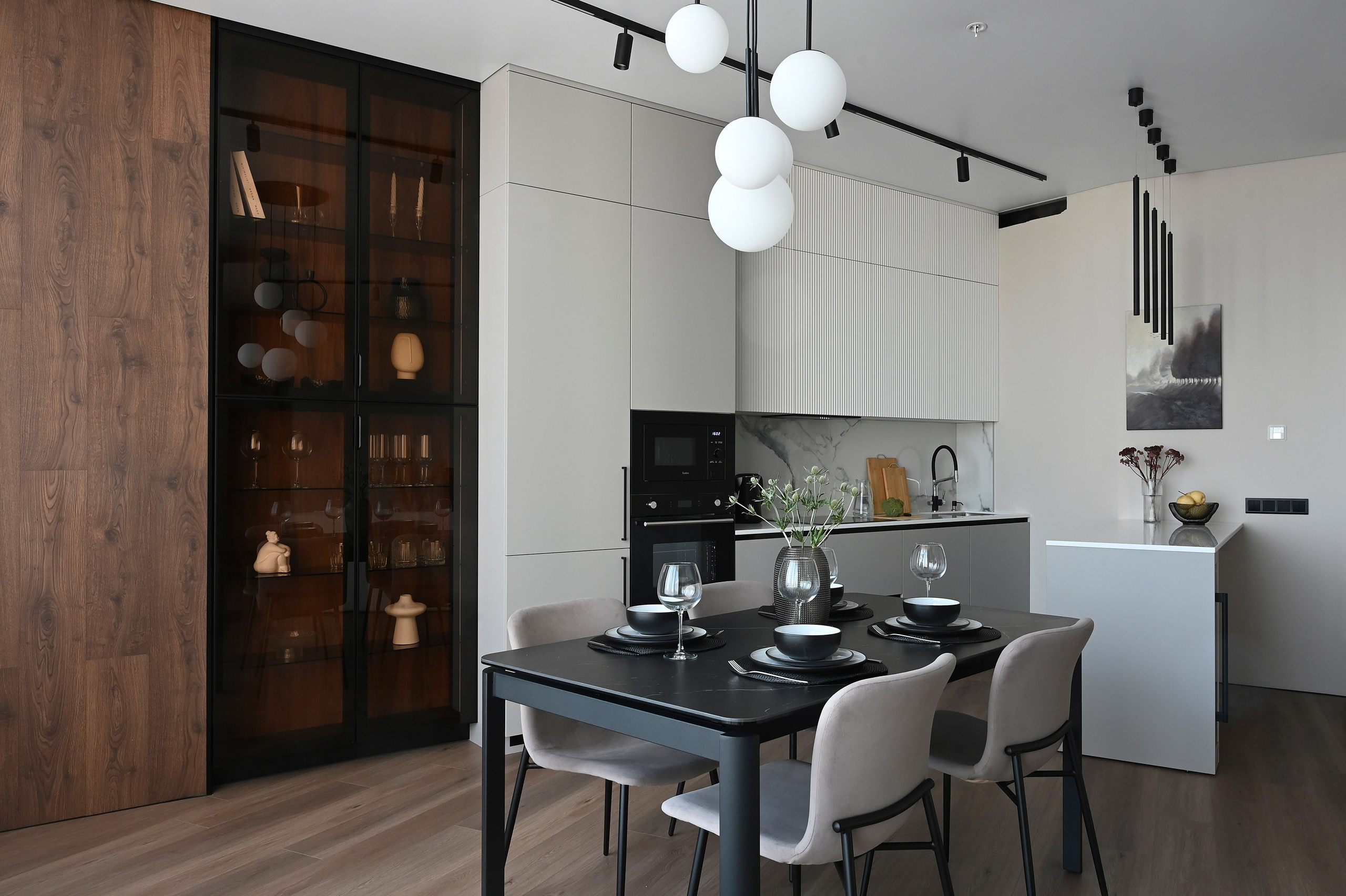 Башня Исеть дизайнер Вероника Миллер. Мебель на заказ