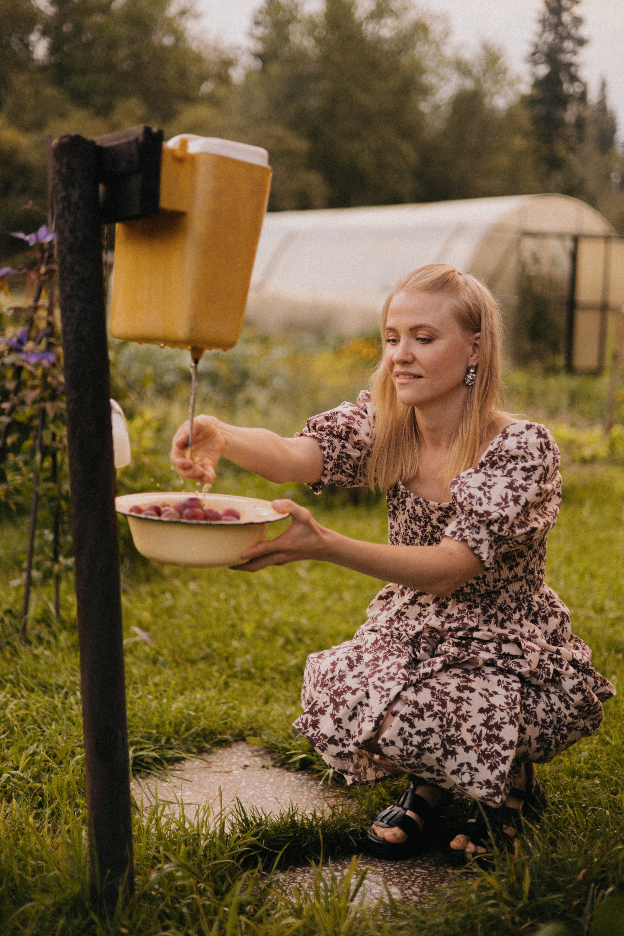 Подруги. Дача. Фотограф Настя Леонова