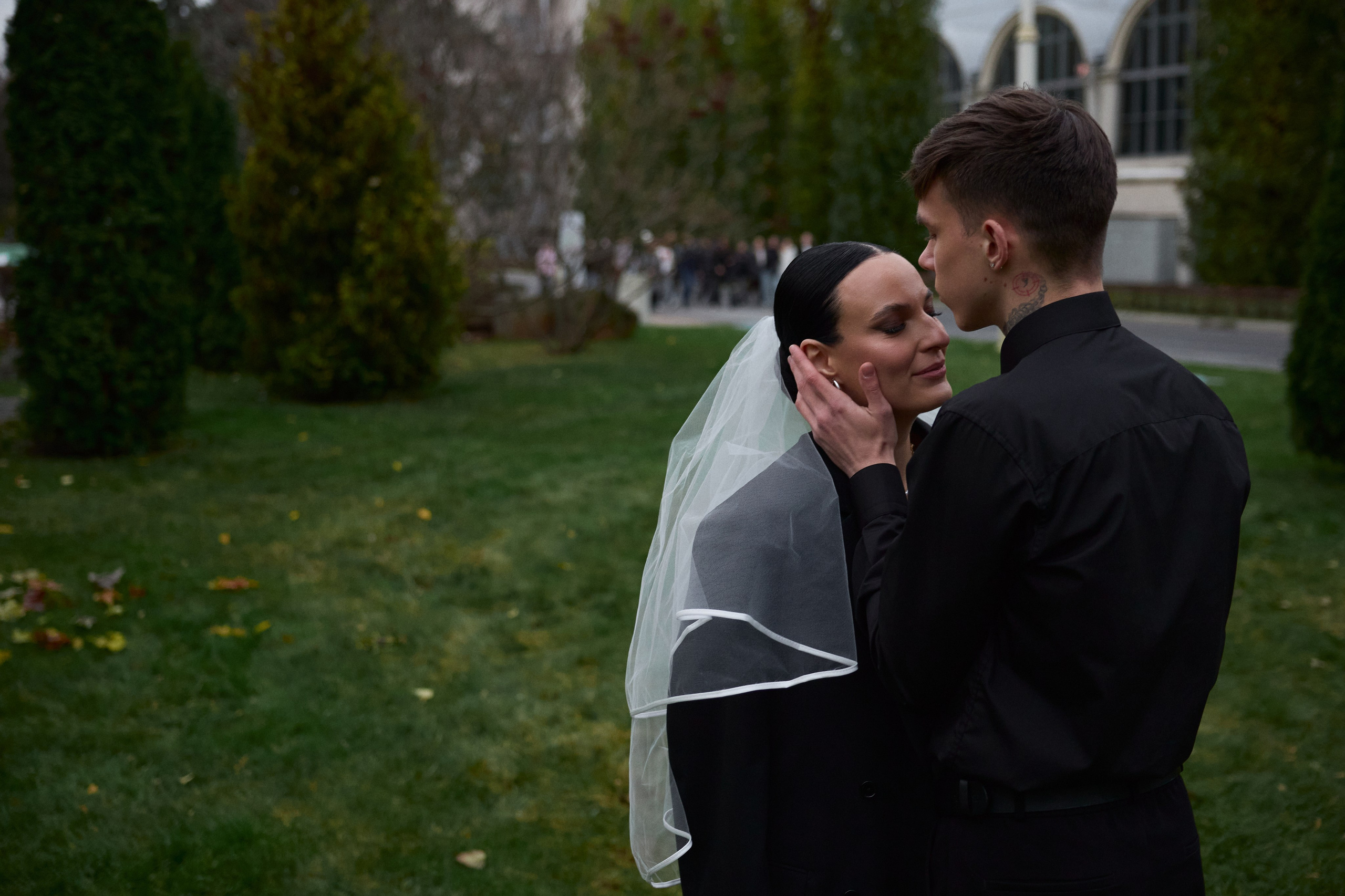 Елизавета и Артем. Роспись ВДНХ. Любовь Юсупова. Фотограф