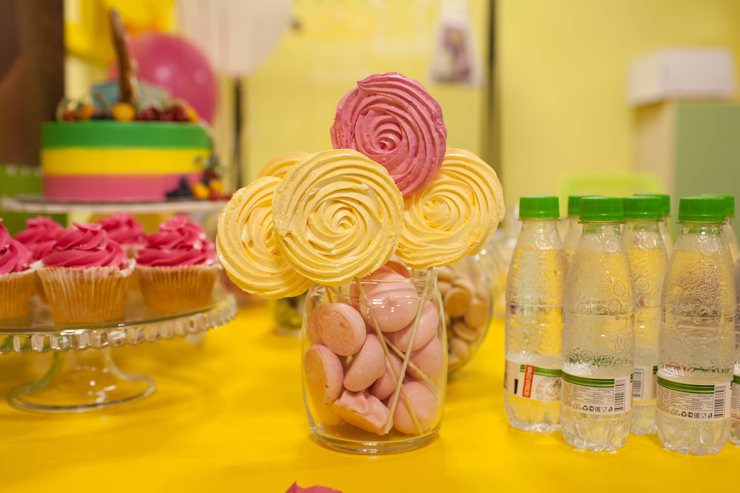 Детский и семейный фотограф -Антон Тюрин. Съемка детских праздников, с. Свадебный и семейный фотограф в Волжском Антон Тюрин