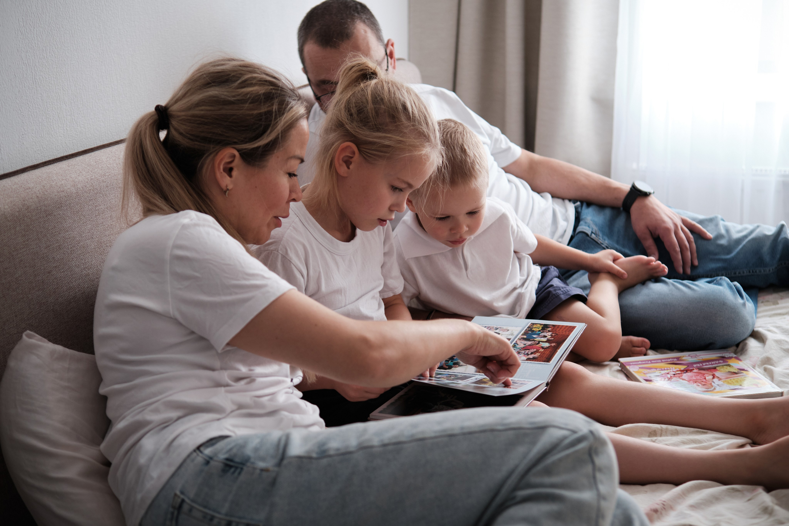 Марина с семьей. Фотограф, психолог и фототерапевт в Екатеринбурге Ольга Неуймина