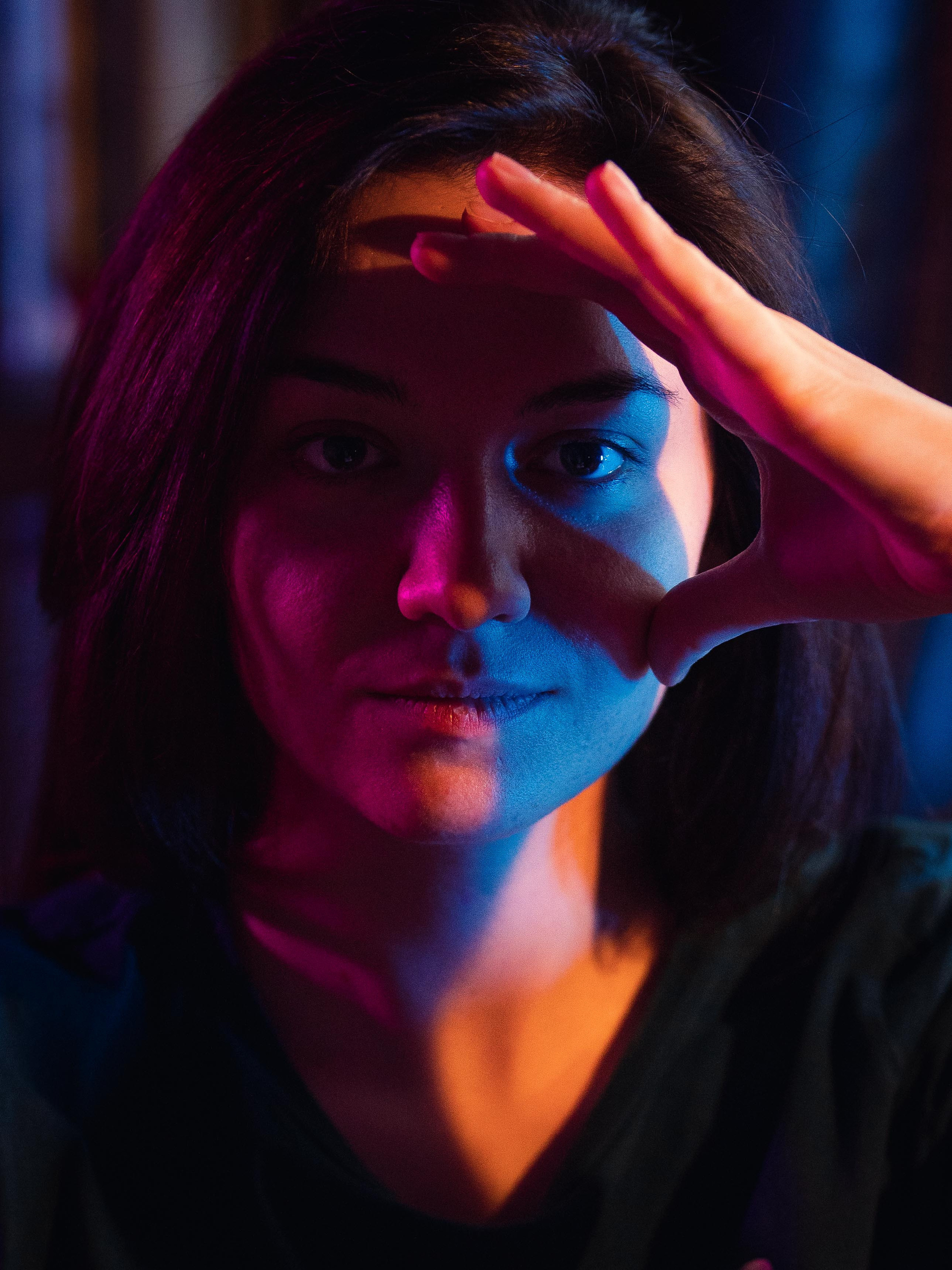 Съёмка в стиле неон, neon lights. Портретный и семейный фотограф в Москве Андрей Спрогис