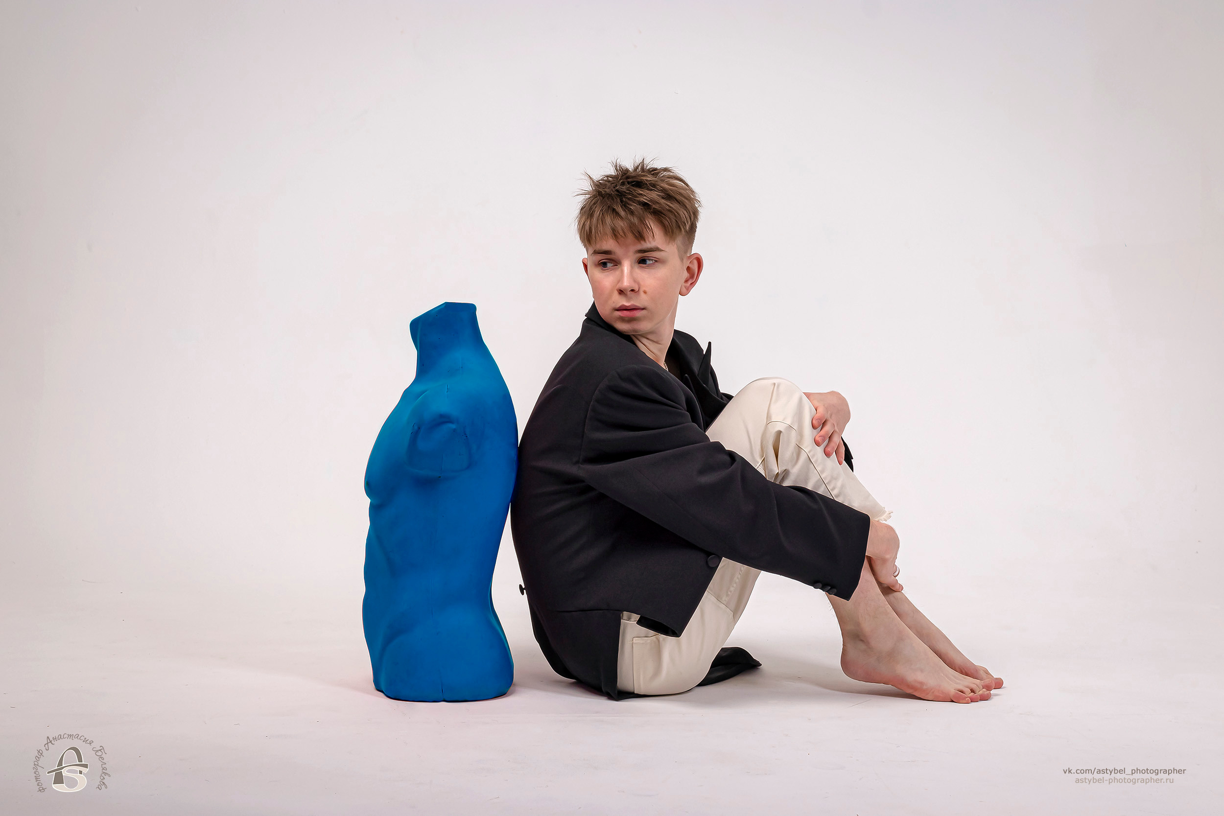 Модельные тесты Даниила Леонтьева на белой циклораме в фотостудии «Panda Photo». Фотограф Анастасия Белякова в Санкт-Петербурге и Гатчине