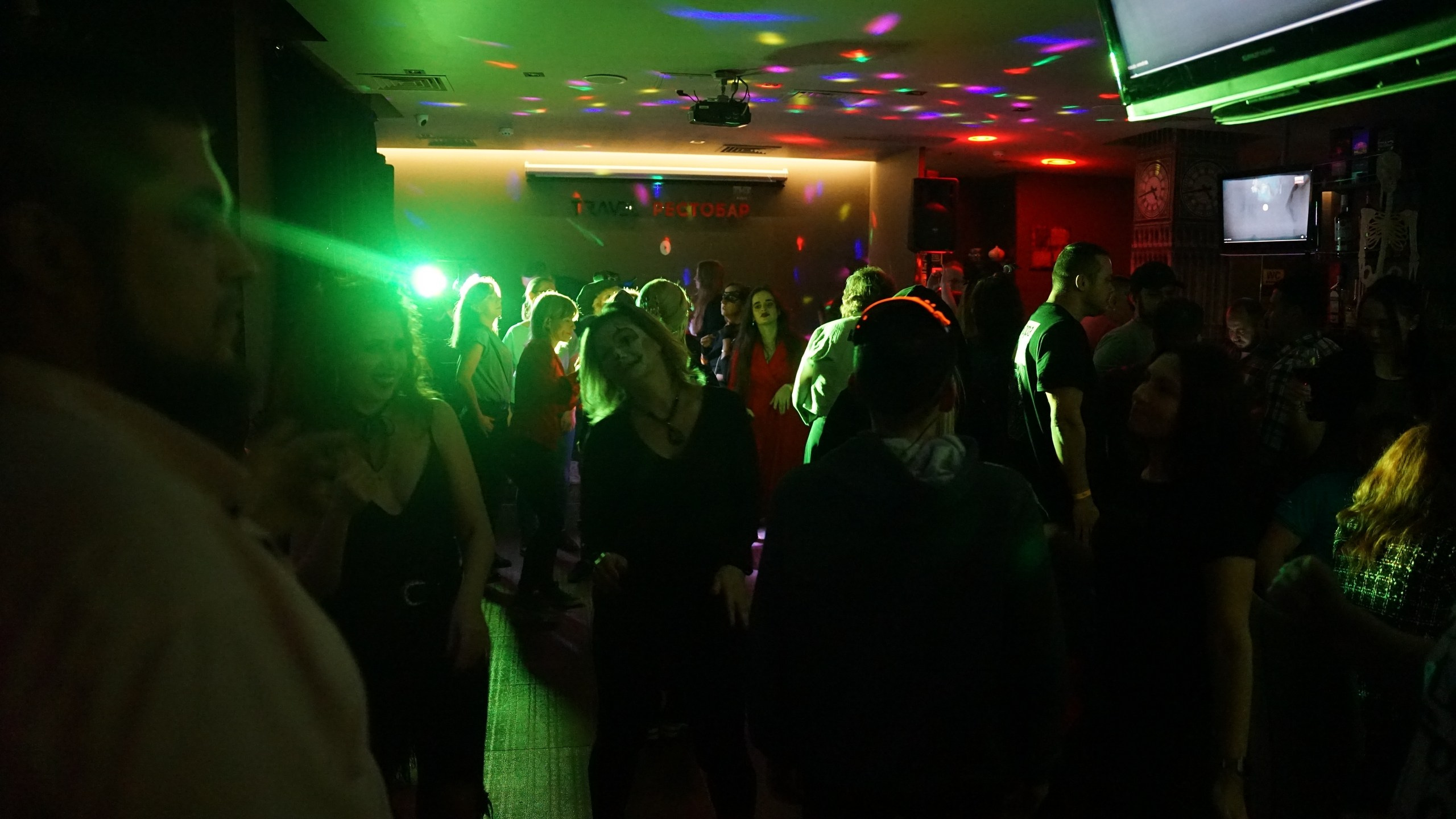 Возвращение зловещих попотрясов. Клубная вечеринка | 28.10.22. Галерея Фантим