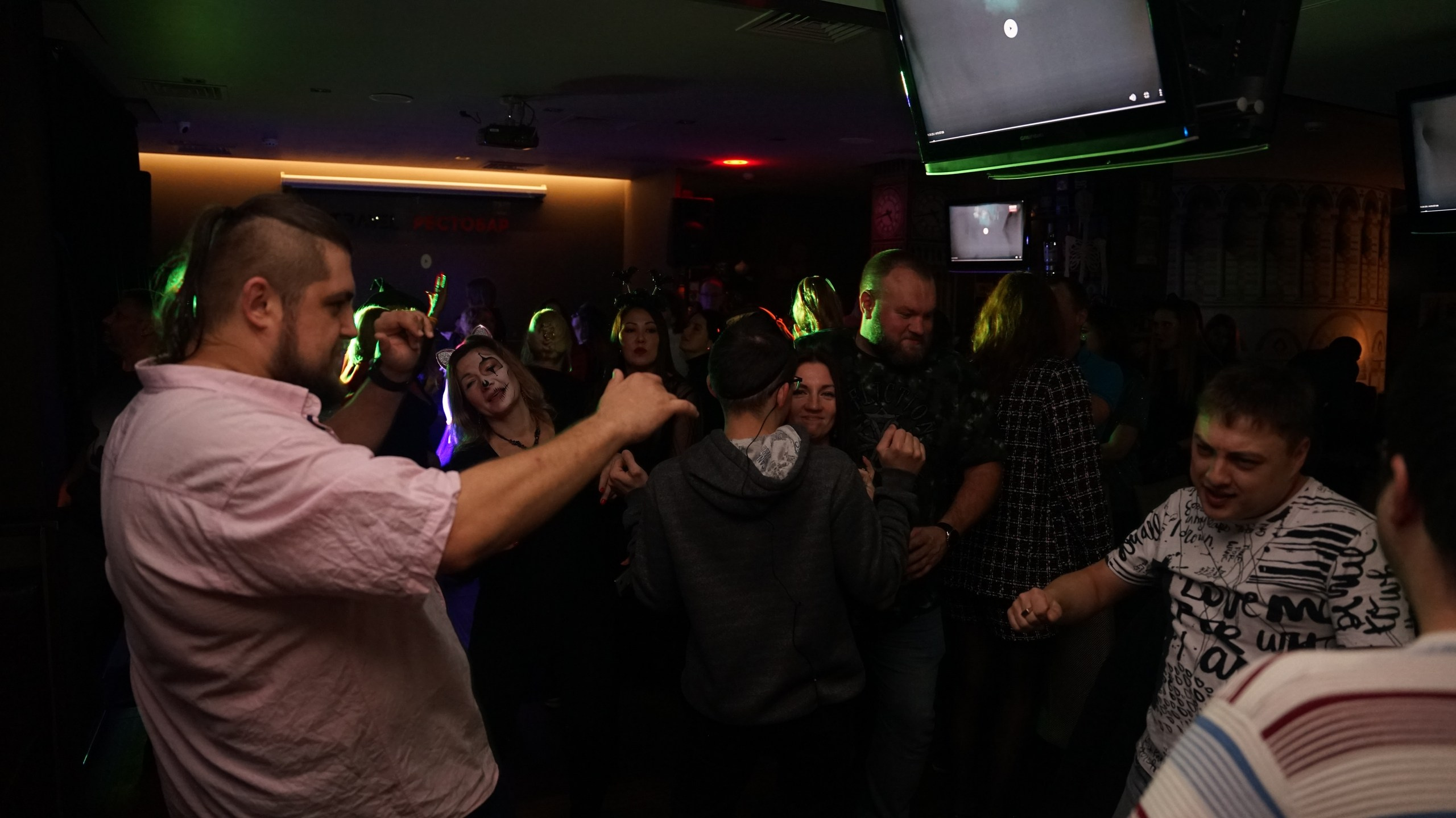 Возвращение зловещих попотрясов. Клубная вечеринка | 28.10.22. Галерея Фантим