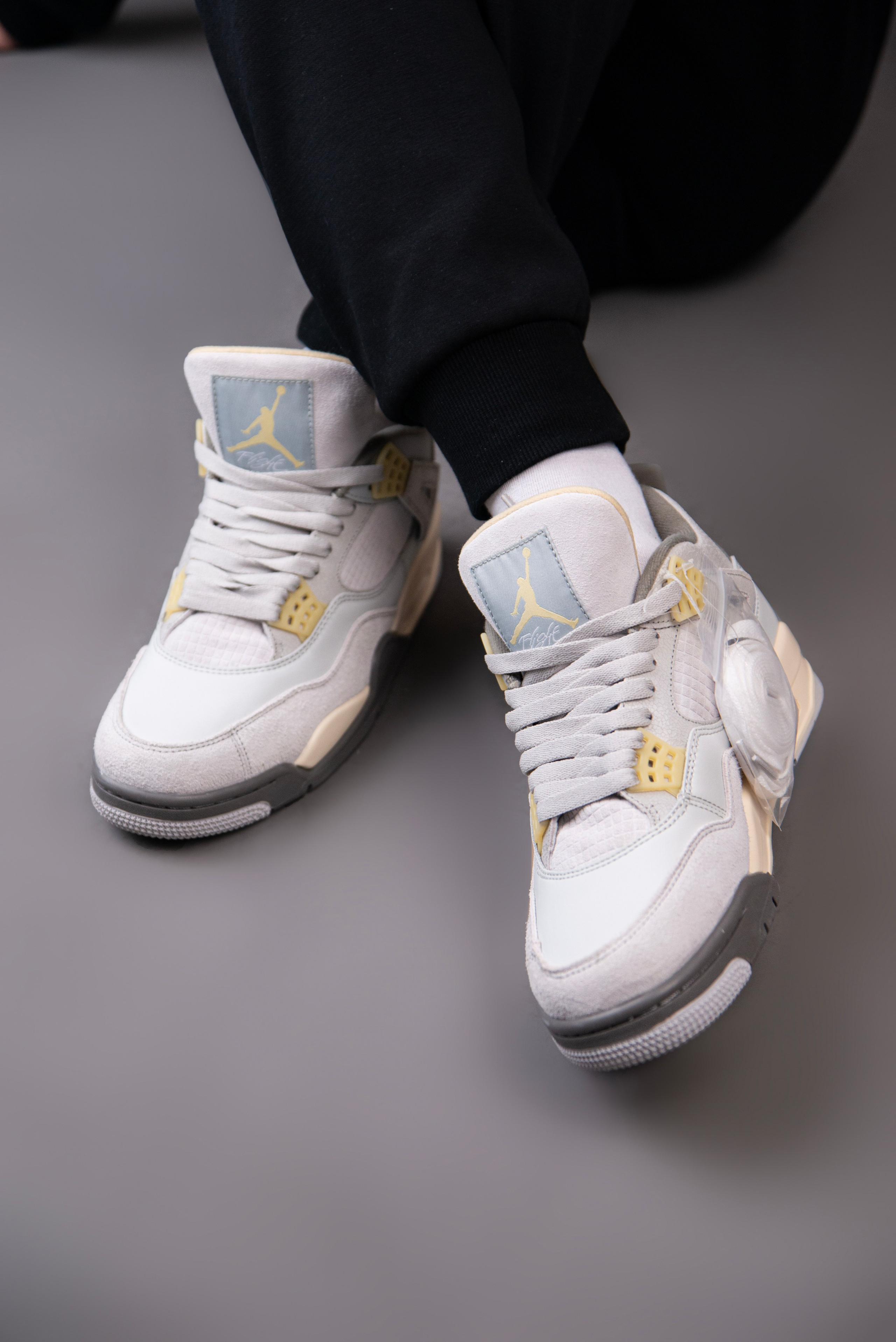 Кроссовки. Ксения Glossa. Портретный и репортажный фотограф в Самаре