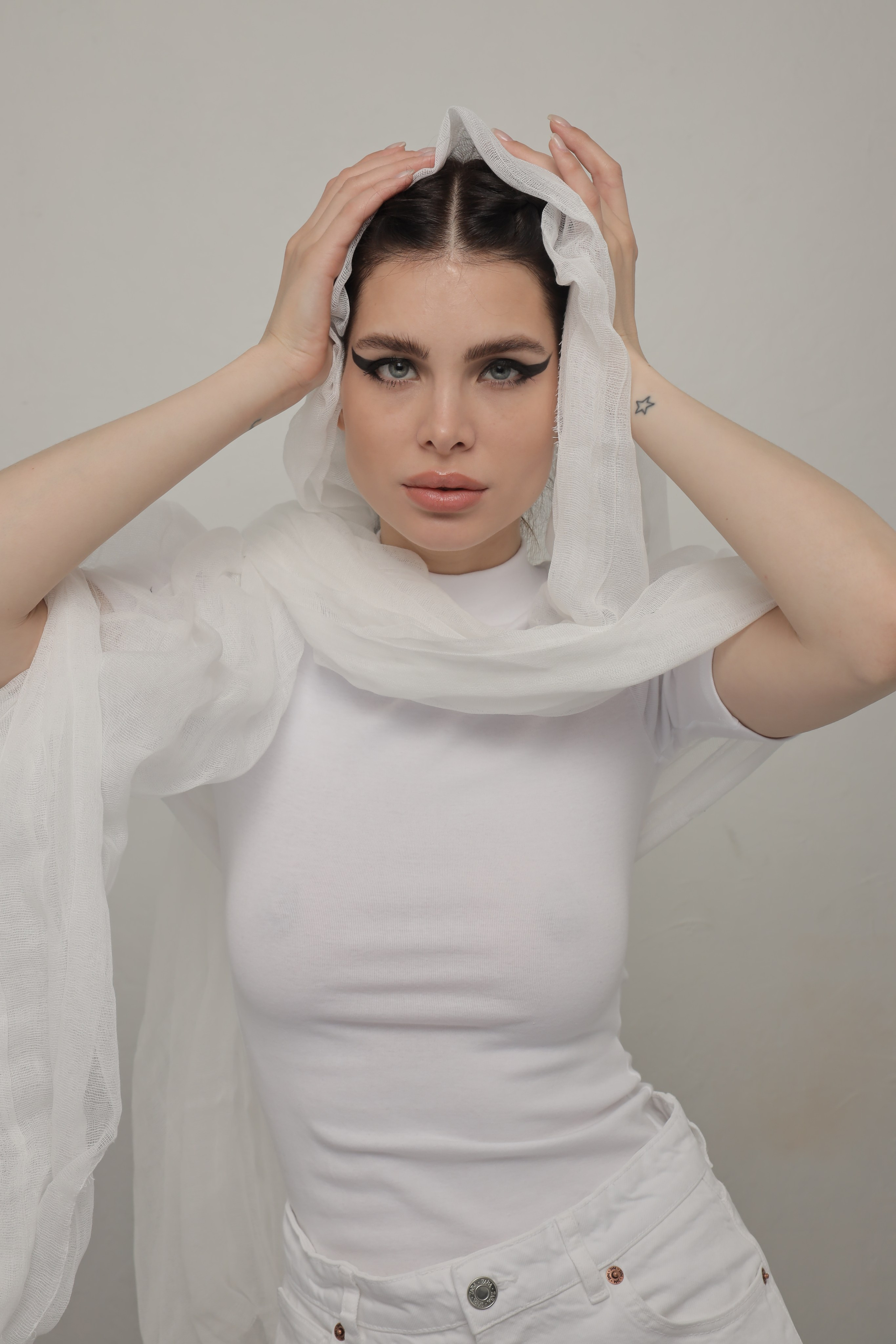 Белое на белом. Съемка в студии под ваш запрос, студийные съемки, фотографии архитектурных объектов — Александр Евстигнеев — фотограф Москва