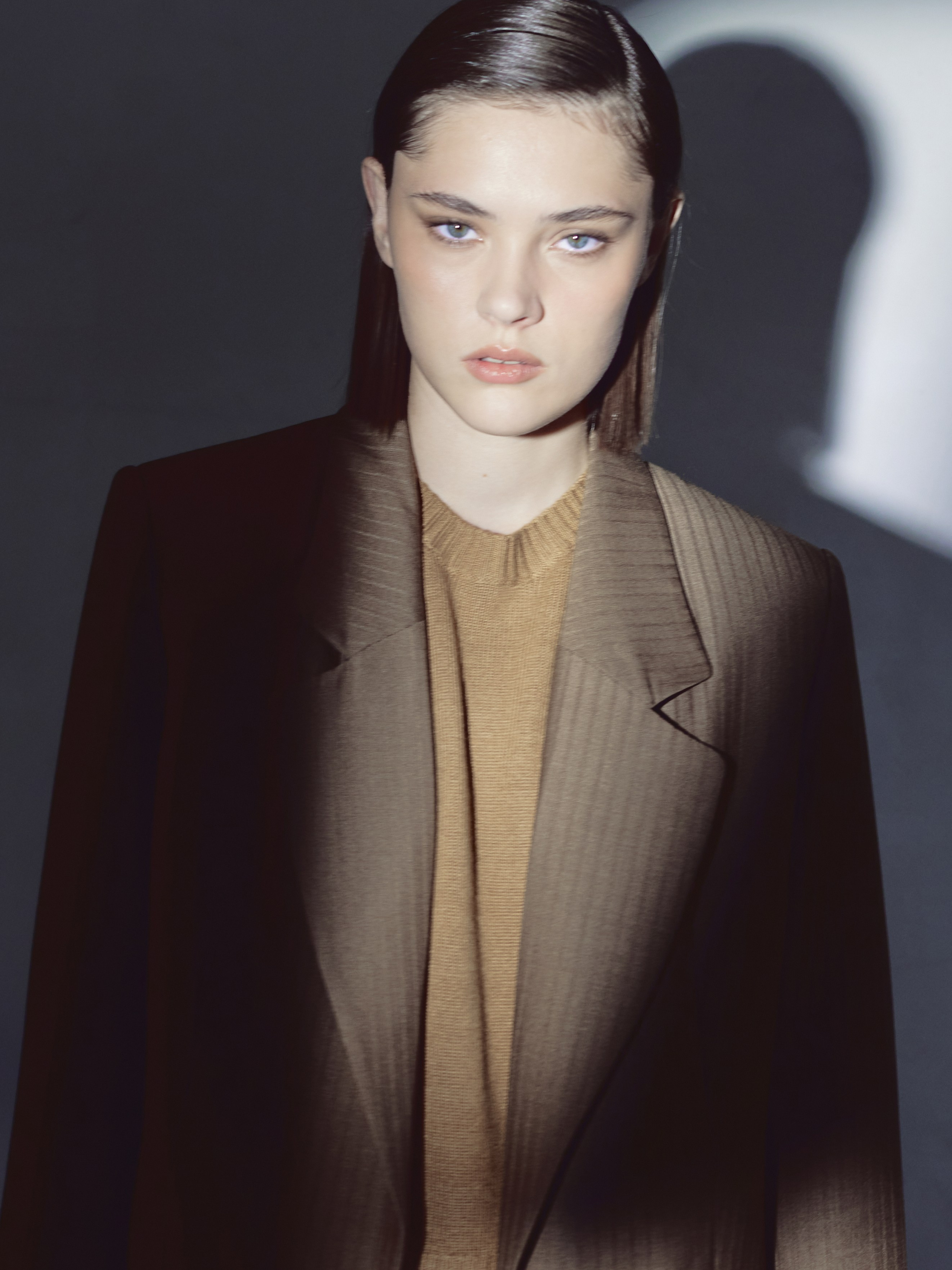 Посмотреть альбом Lookbook. Рекламный фотограф в Москве Катерина Смирнова