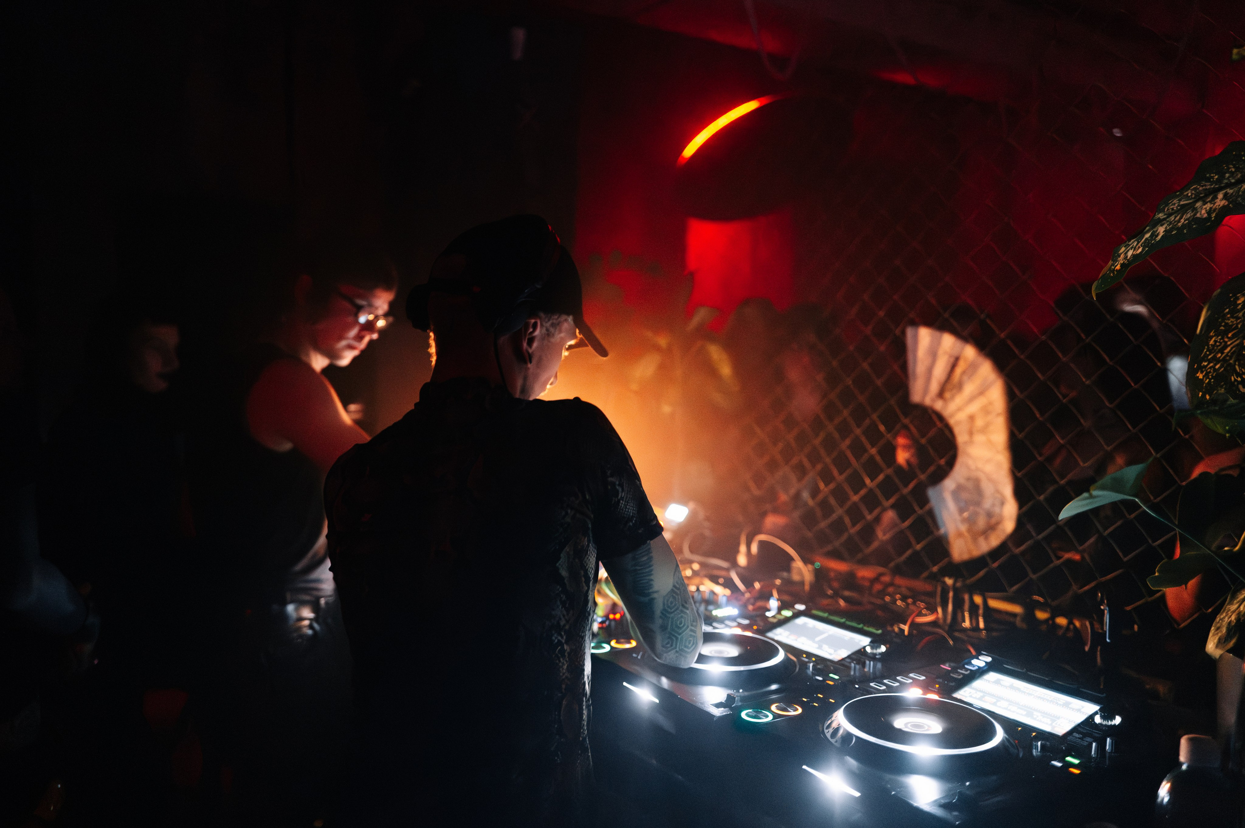 SHIFT, SUBSPACE. @tomrus: Рустам Шагиморданов — фотограф