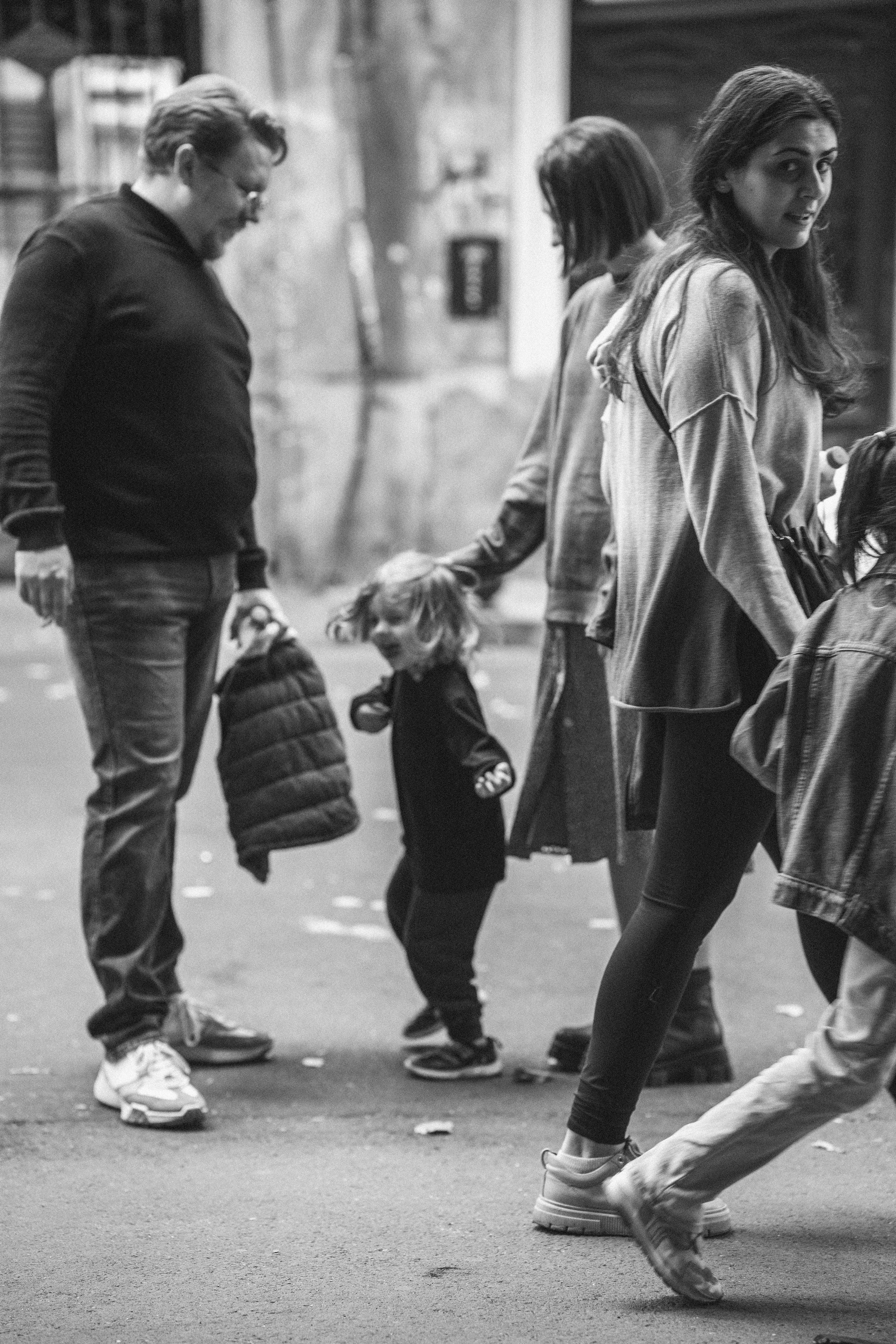 …история о прогулке в старом городе и семье. Марковы: фото, видео, кино и книги