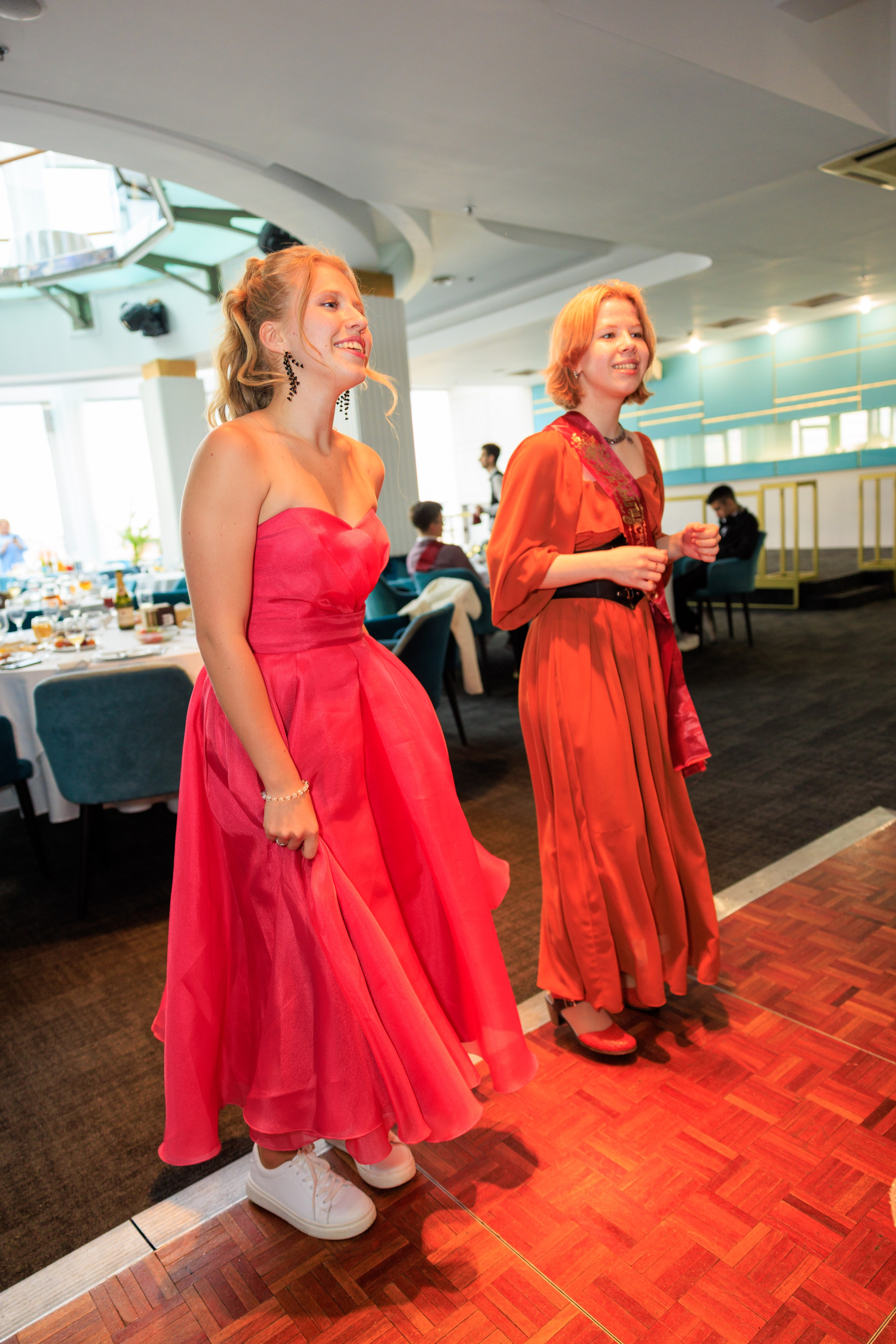 Выпускной лицея 244. Фотограф Александр Заломаев