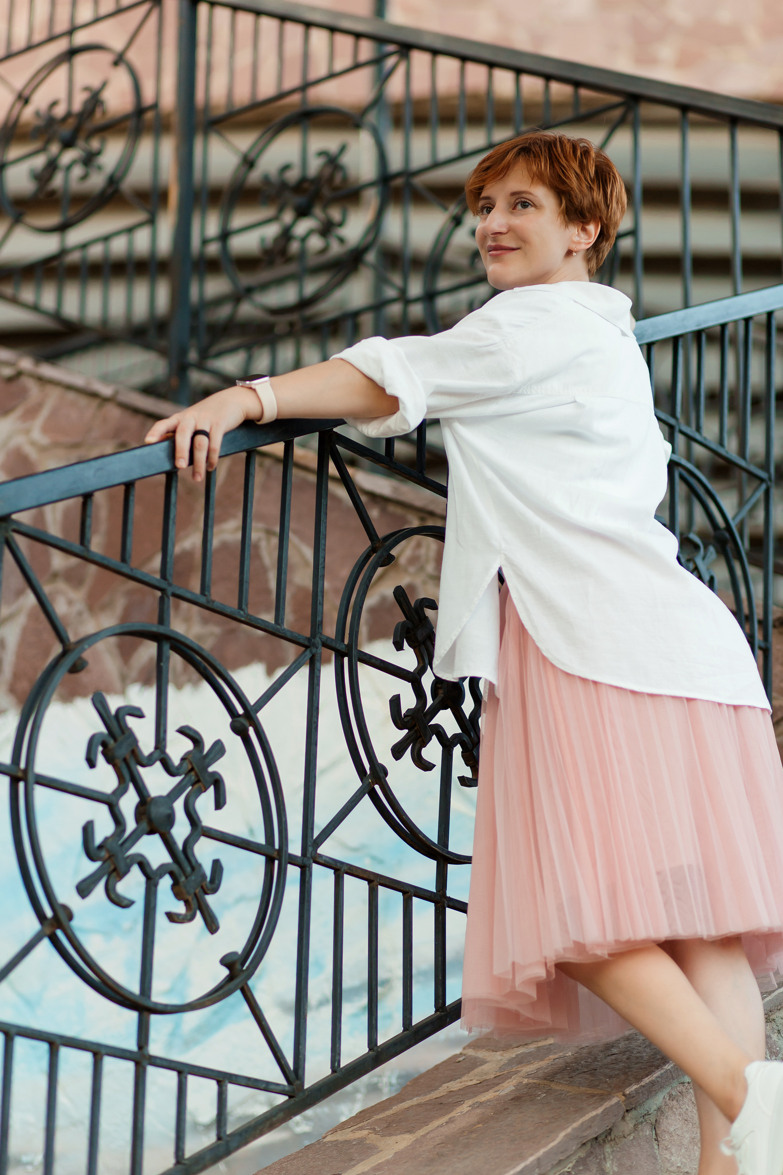 Наташа прогулочная фотосессия. Женский фотограф в Оренбурге Ирина Заводчикова