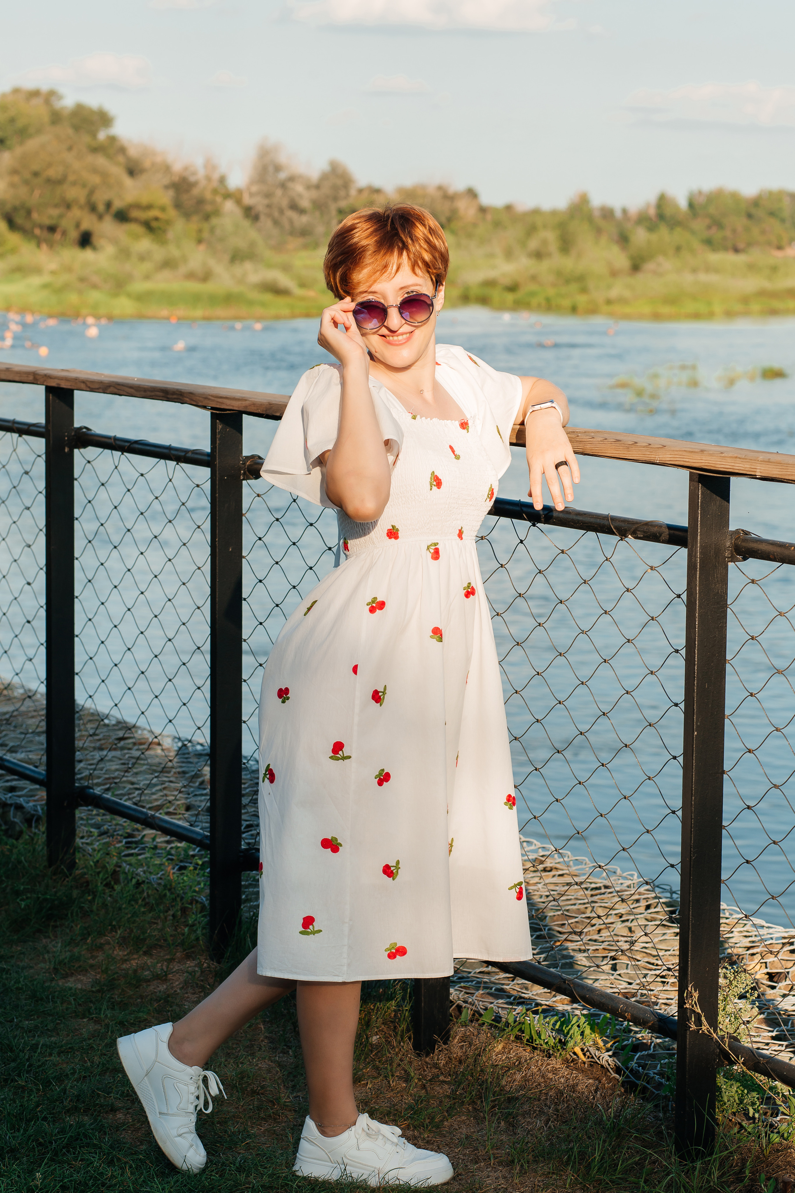 Наташа прогулочная фотосессия. Женский фотограф в Оренбурге Ирина Заводчикова