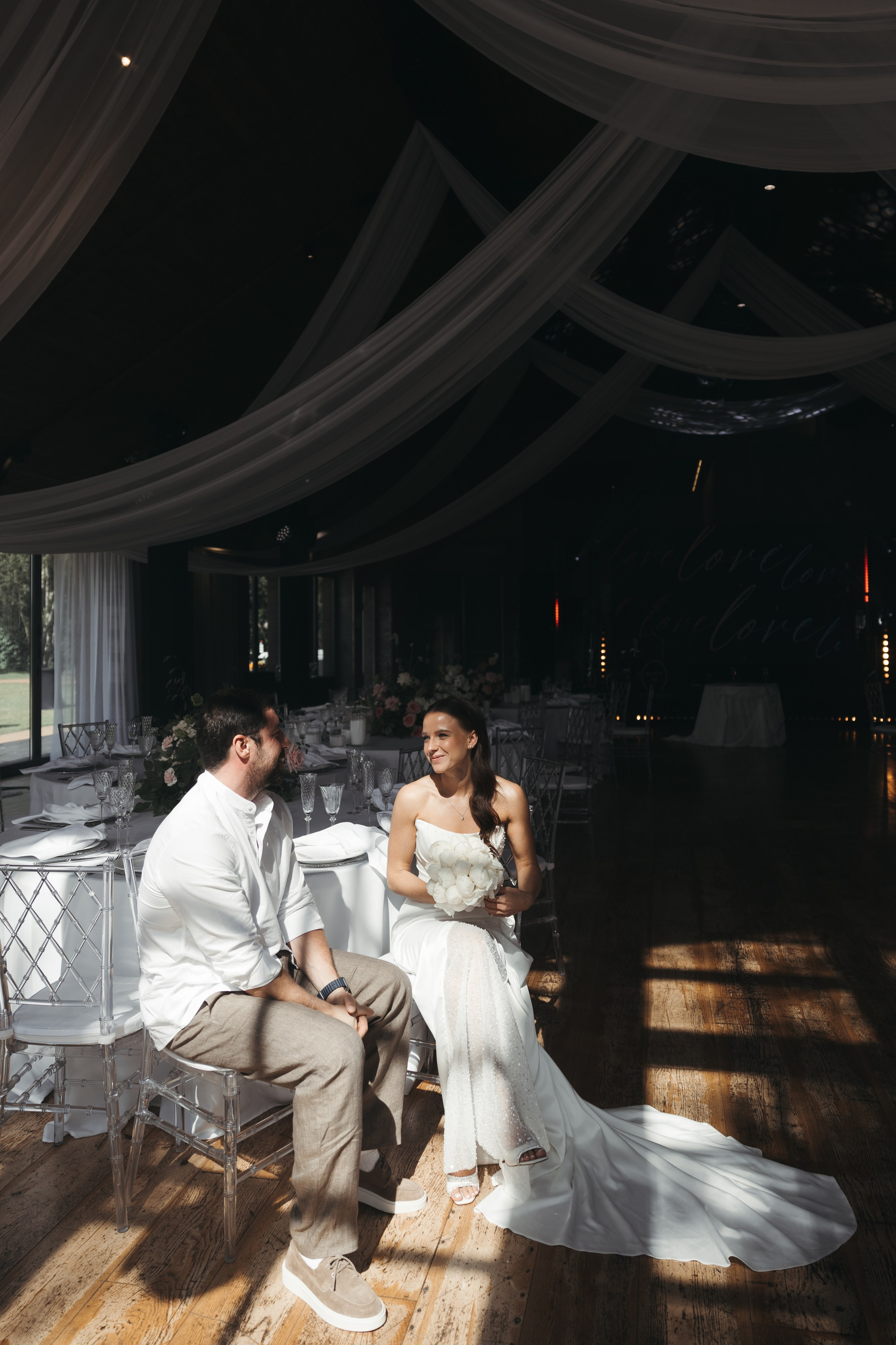 Свадебная съемка в Яхт-клубе SkyRiver, свадебная съемка в Яхт-клубе Скай Ривер. Свадебный фотограф Москва Анастасия Храмова