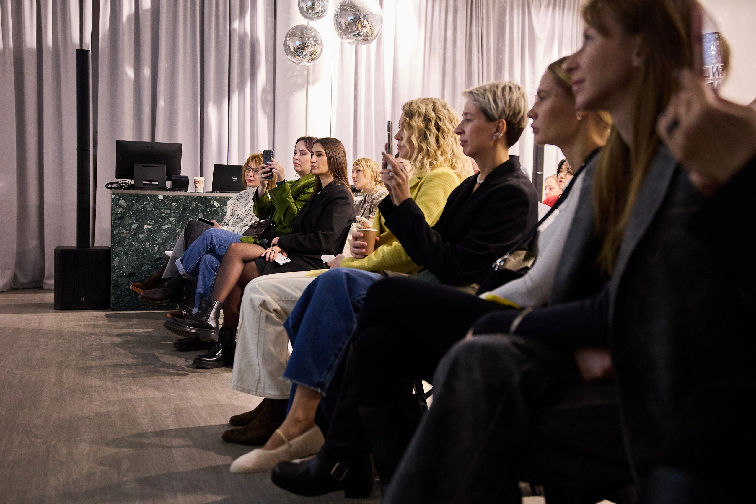 Презентация Povod. Фотограф Вика Винваг. Москва