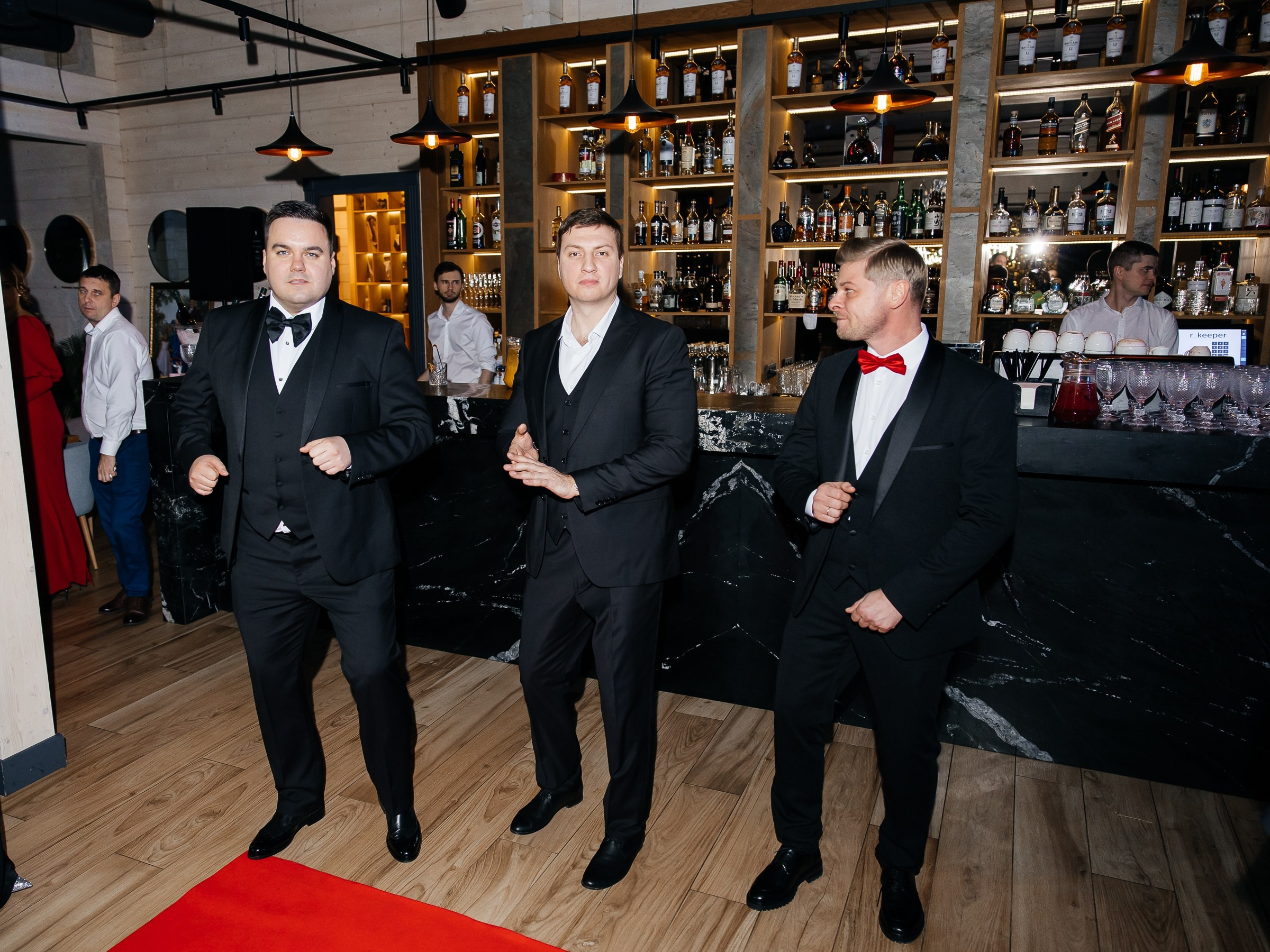 Денису 35 лет. Репортажный и свадебный фотограф Катерина Потапова