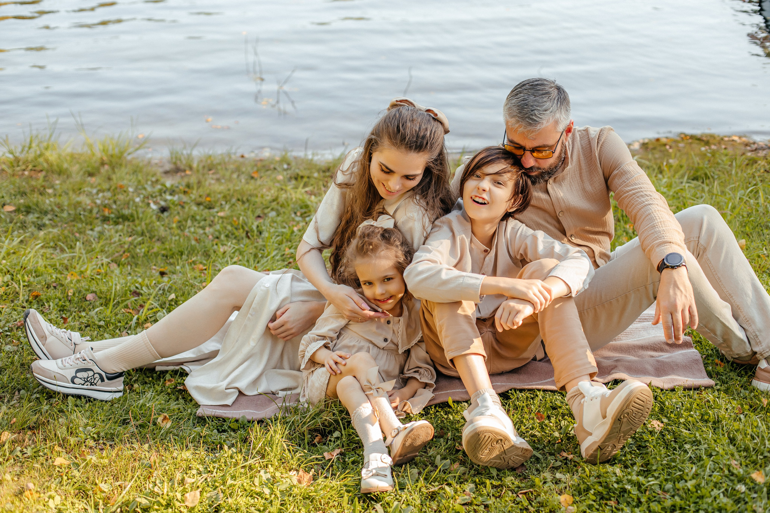 Надя семья в Токсово. Elena Sova — семейный и женский фотограф в Санкт-Петербурге