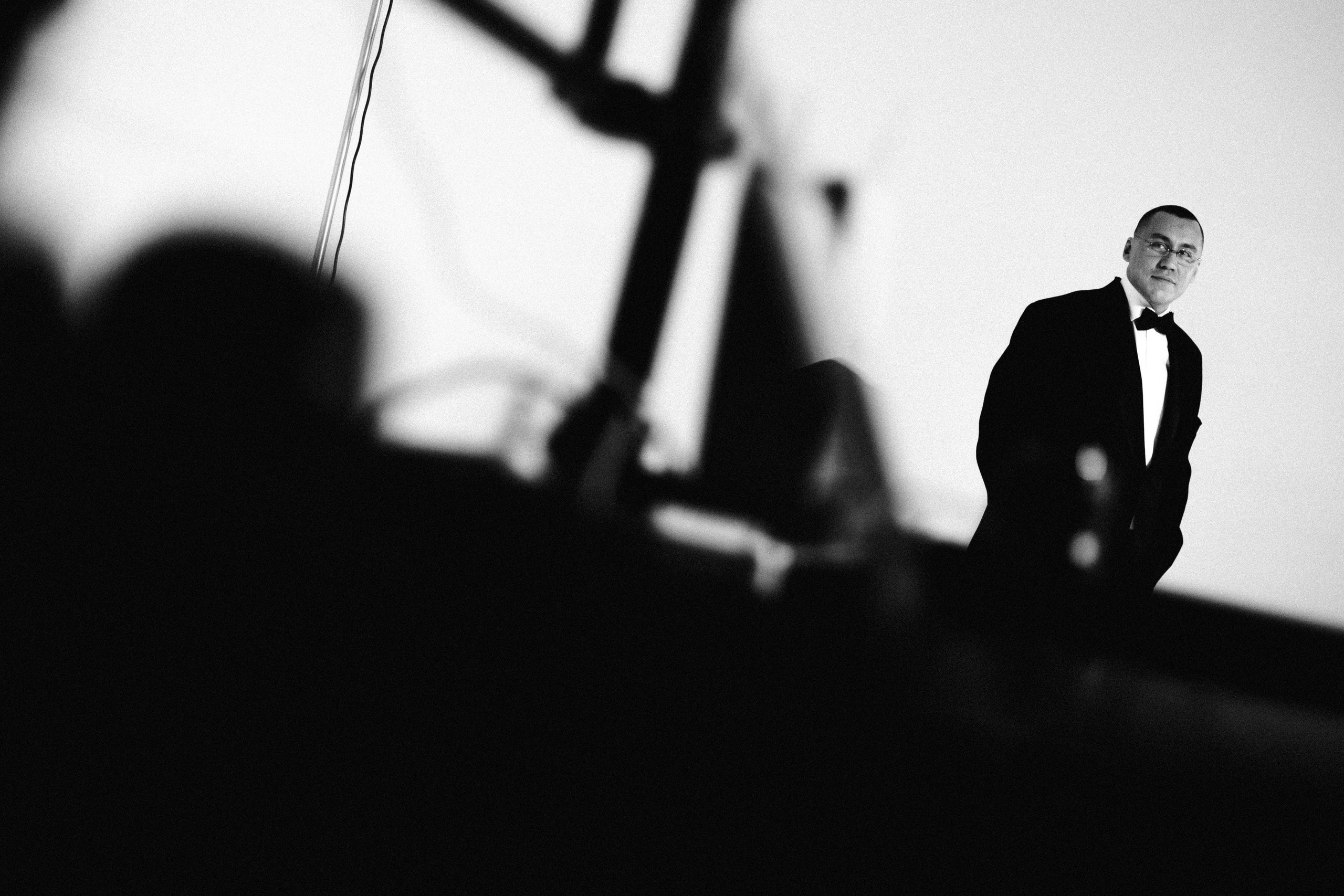 Бэкстейдж со съёмки Дмитрия Портнягина у Валентина Блоха. Commercial photographer | Anton Ermakov